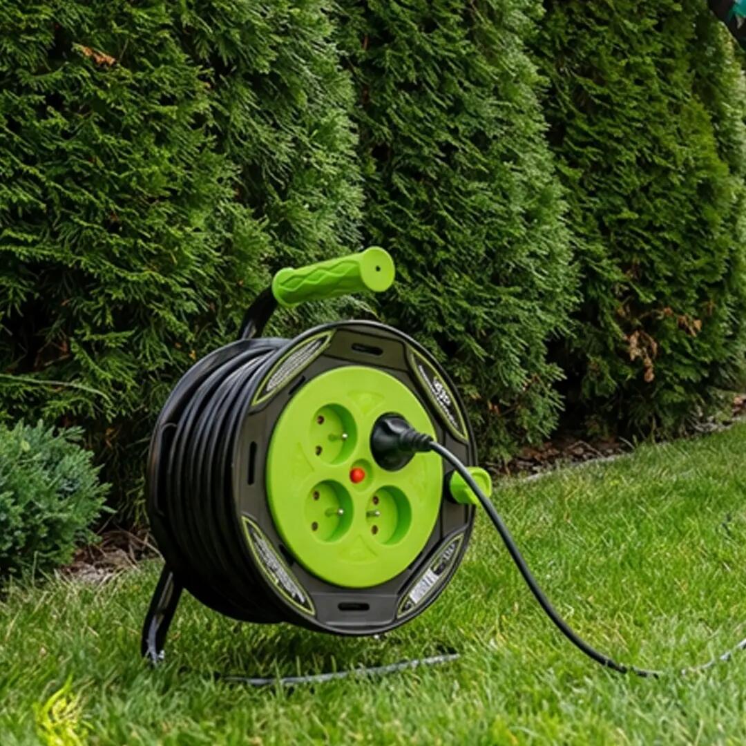 Przedłużacz bębnowy Vayox VA0435 3x1,5mm² 4 gniazda IP20 2/15