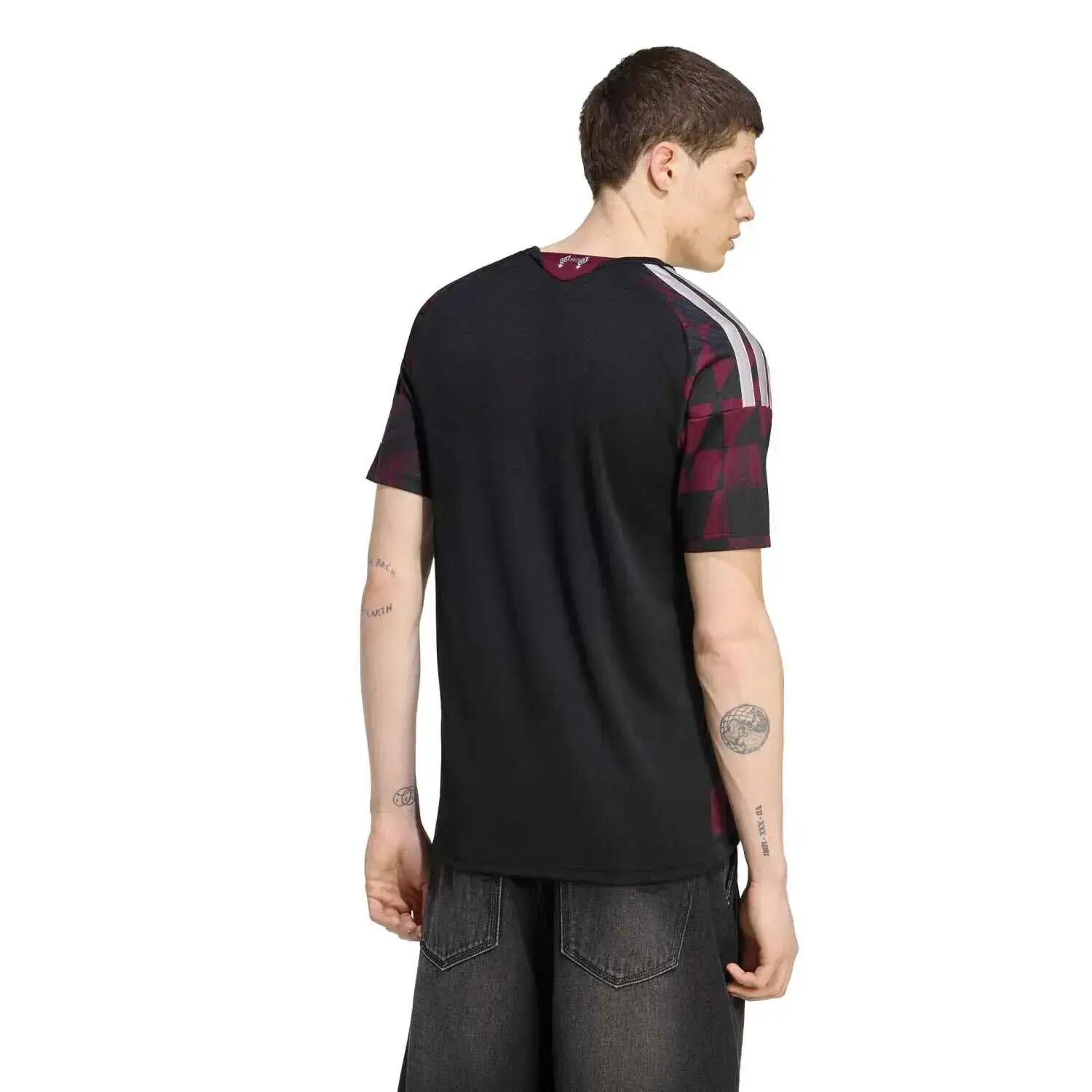 Maglia Third Liverpool FC 2026/27 4/7