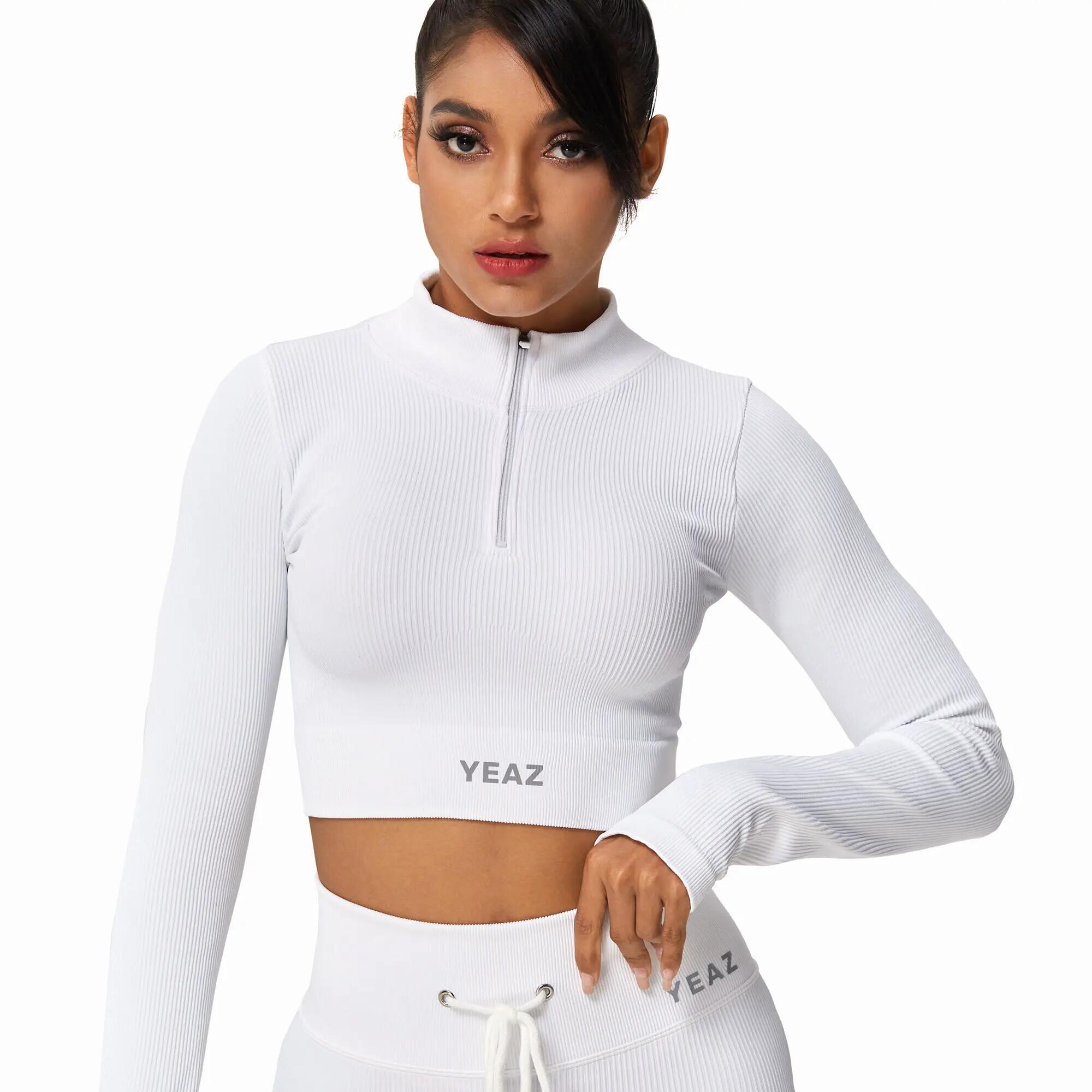 YEAZ Top RUNWAY 4/7