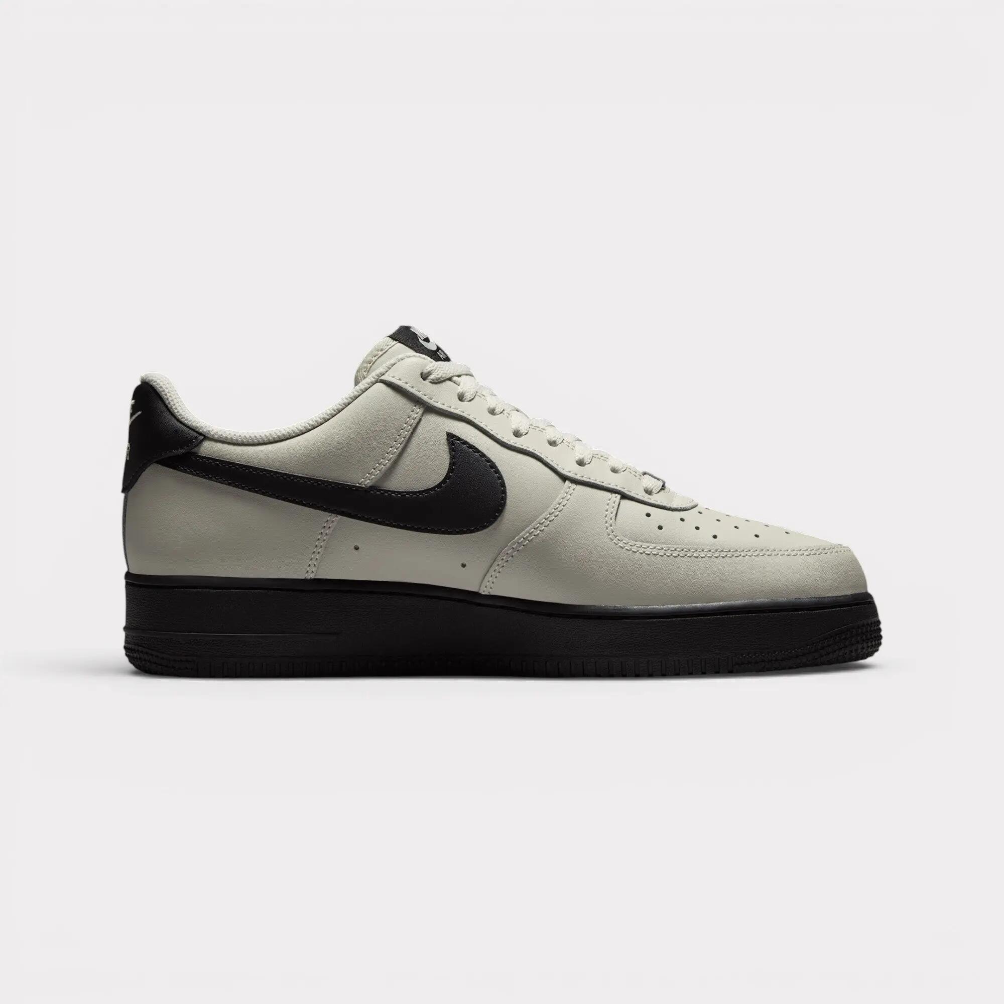 Nike Air Force 1 Low - Light Bone Black 3/7