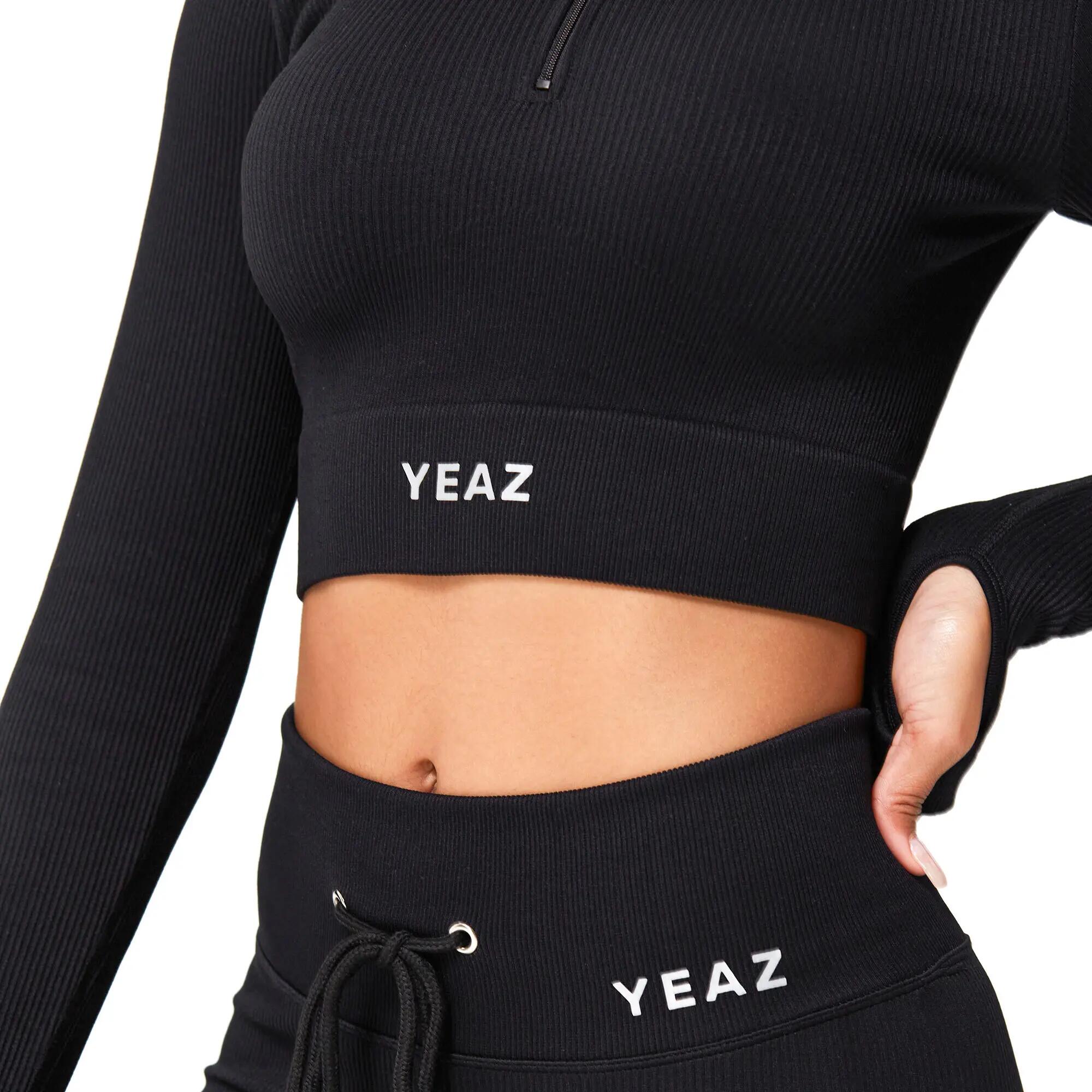 YEAZ Top RUNWAY 6/7