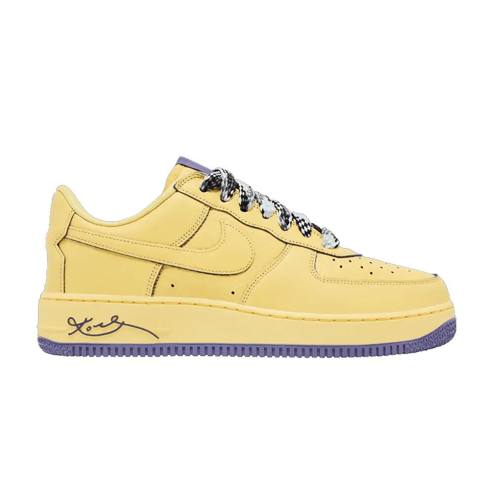 NIKE picture