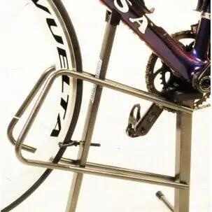 Soporte de bicicleta en caja de pedalier BiciSupport 6/7