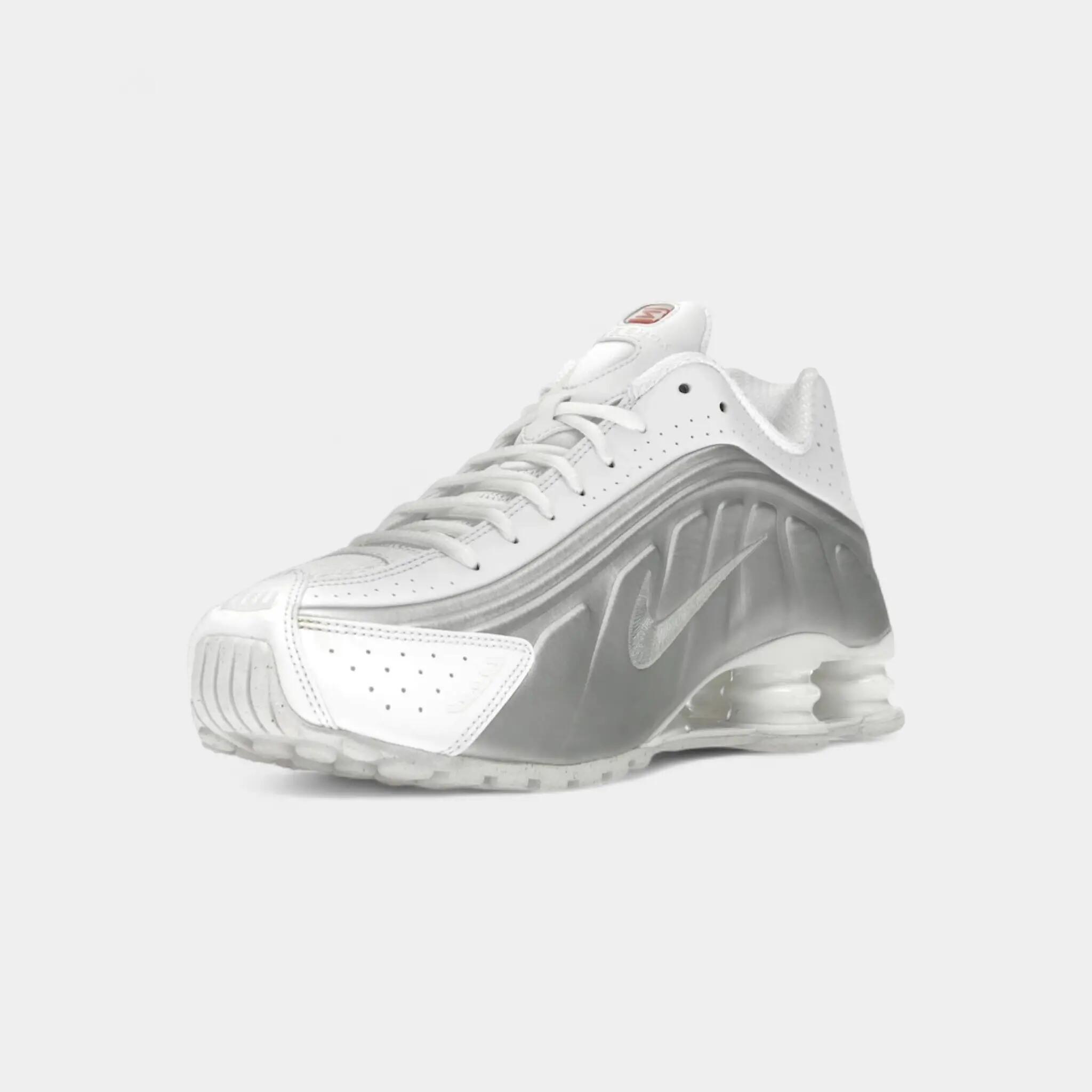 Nike Shox R4 White Bright Crimson Metallic Silver 3/5