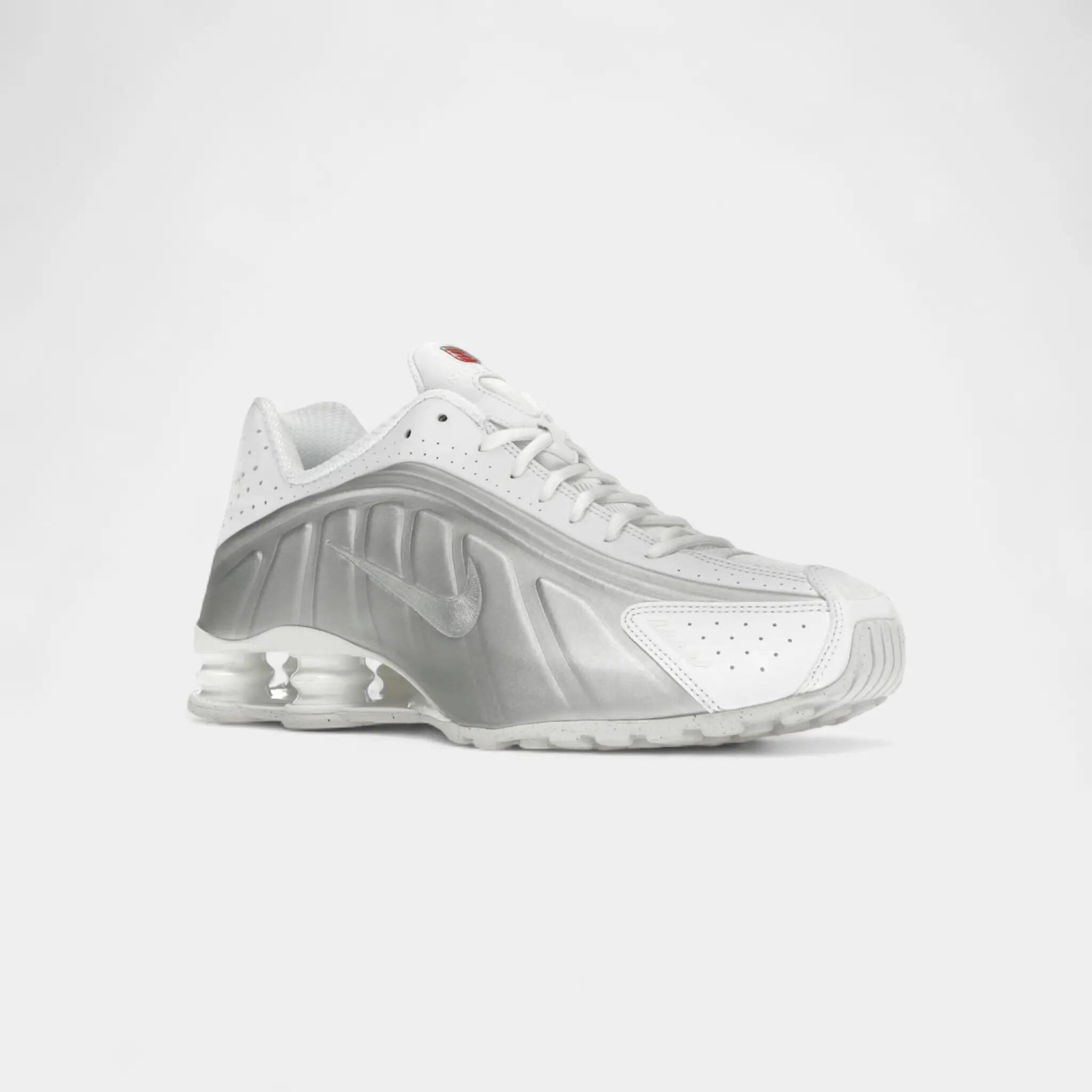 Nike Shox R4 White Bright Crimson Metallic Silver 2/5