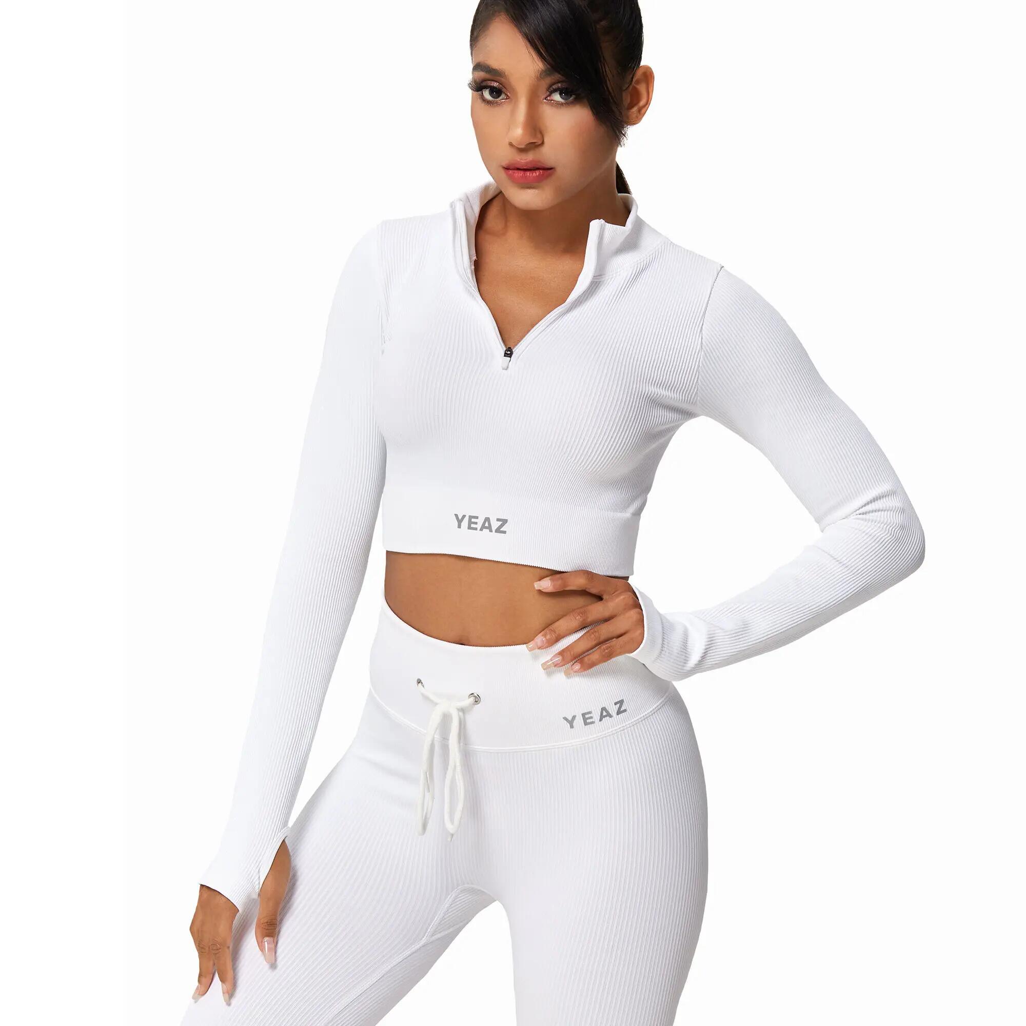 YEAZ Top RUNWAY 7/7