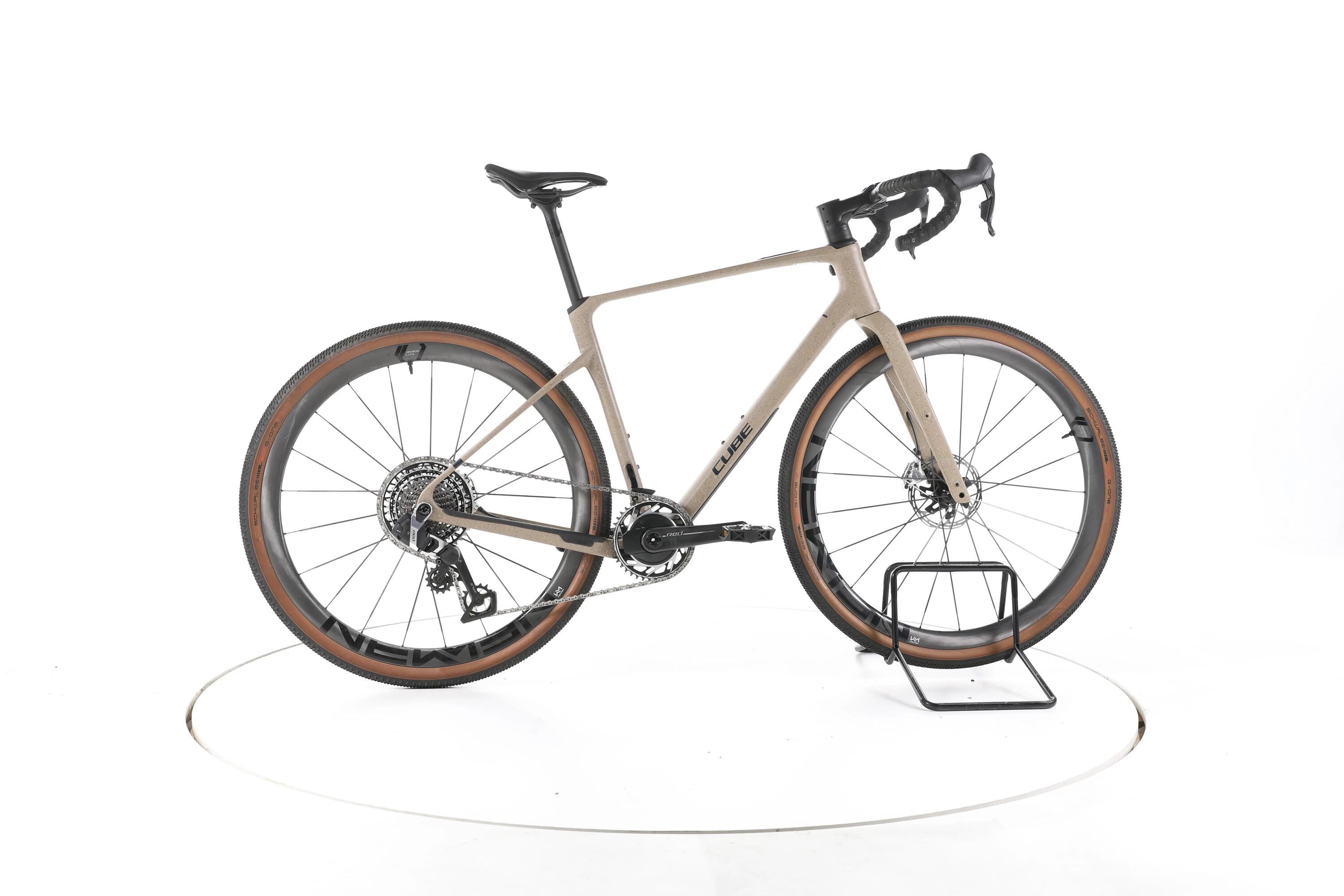 Tweedehands - Cube Nuroad C:62 SLT Gravelbike Carbon 2025 - Zeer goed 1/7