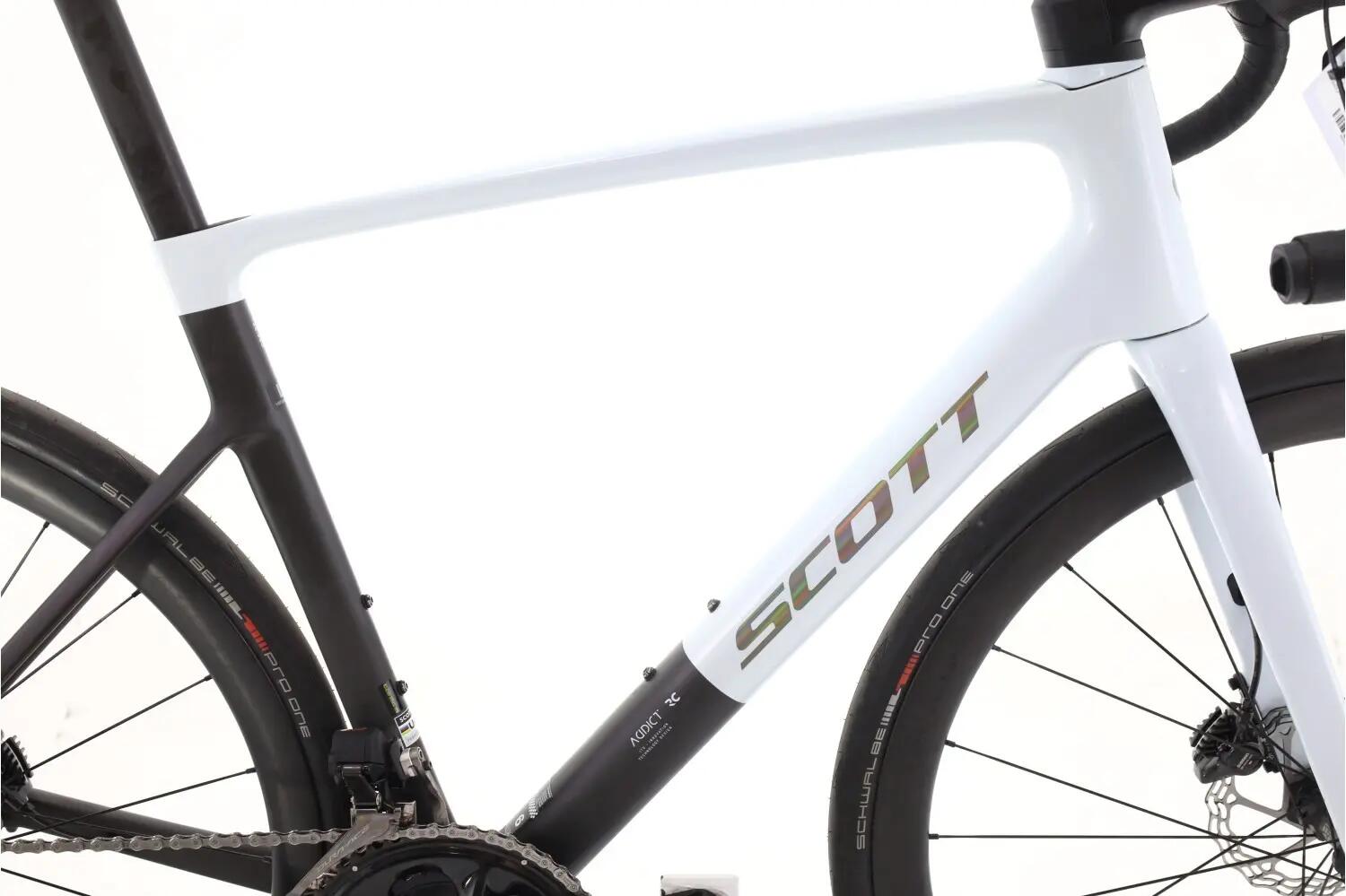 Tweedehands racefiets ·  Addict RC Pro Di2 12V · Zeer goede toestand 2/8