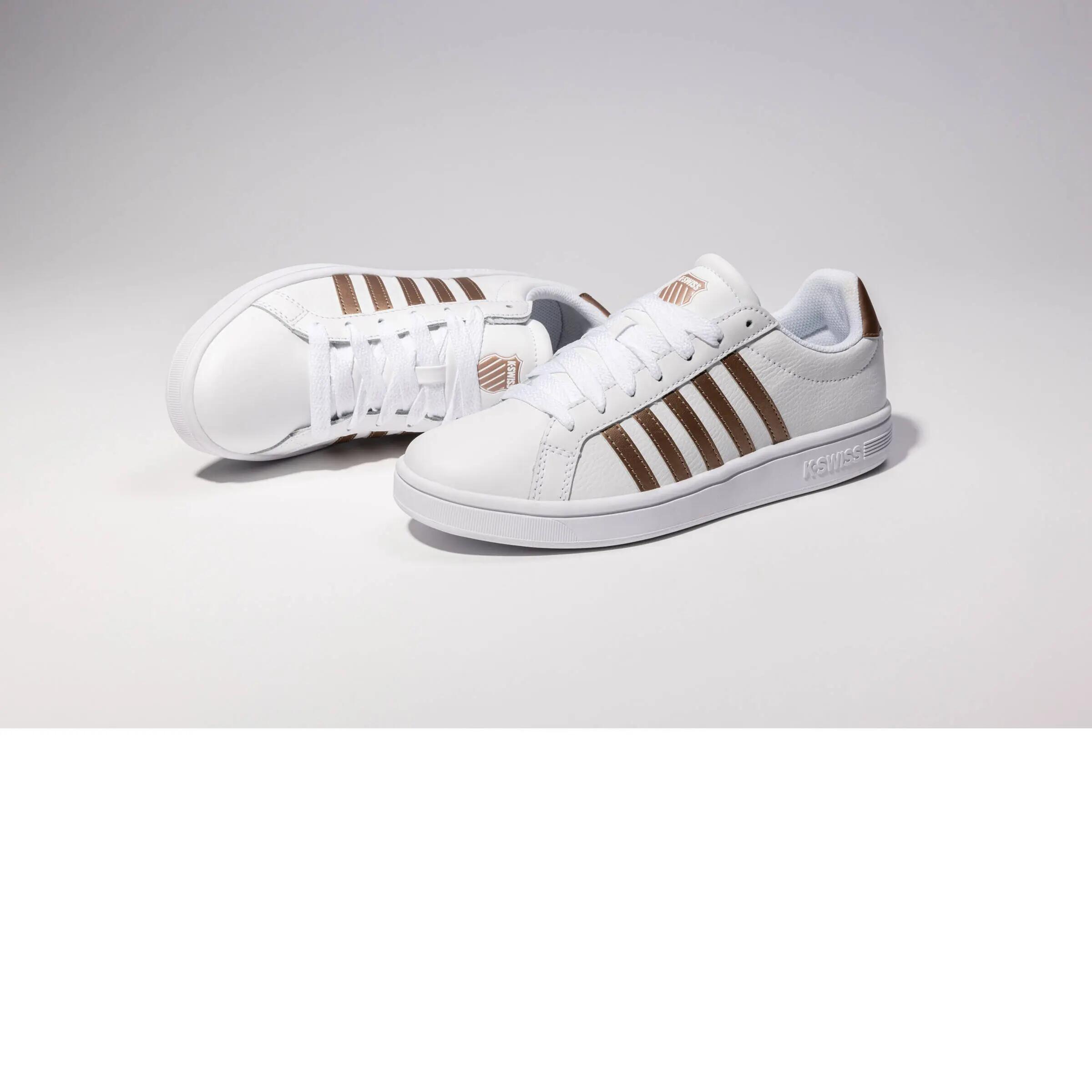 Chaussures K-SWISS Court Tiebreak Low femme, blanc, aspect cuir, lacets 9/15