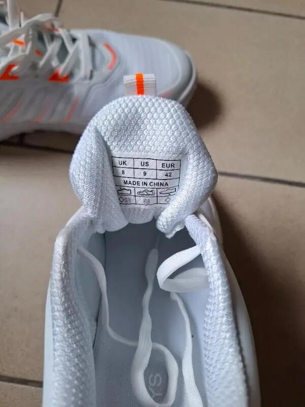 Entre Particuliers - Chaussures de hockey 3/4