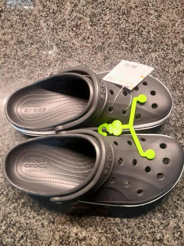 Entre Particuliers - Chaussures Croc noire 2/4