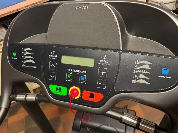 Entre Particuliers - Tapis de course T520B - en bon état 5/6
