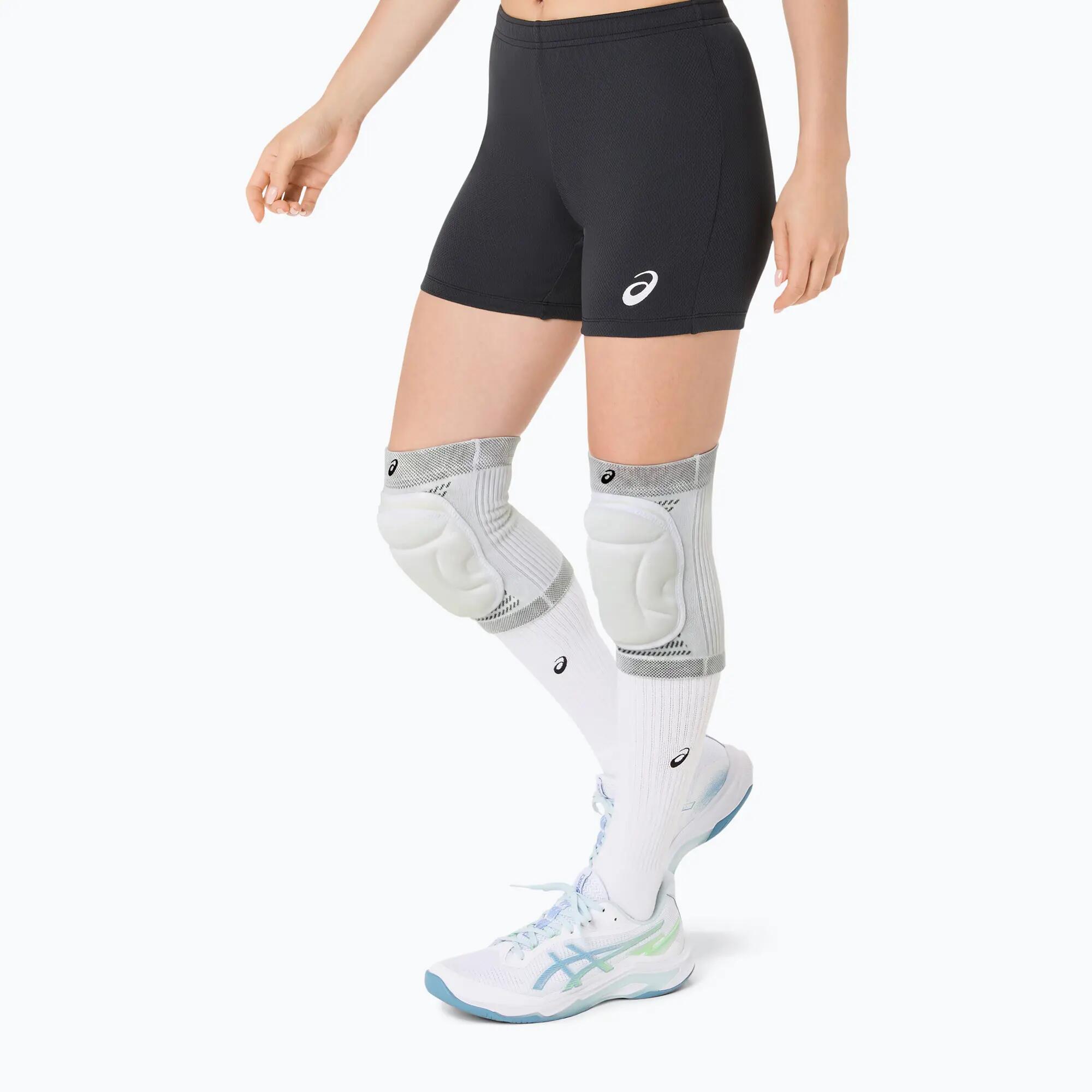 Prestaties kniebrace Asics 4/6