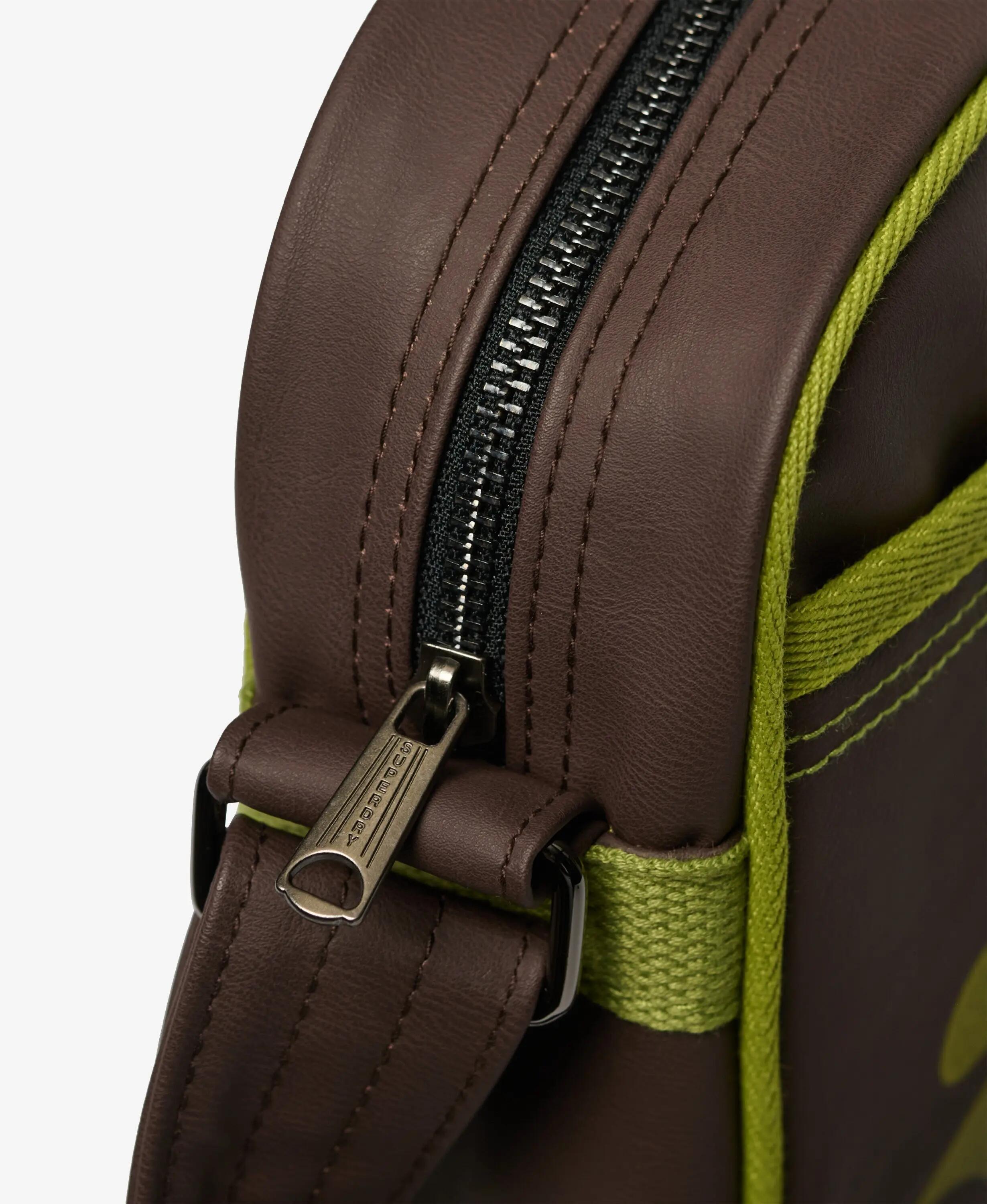 superdry Mini Alumni borsa a tracolla in poliestere – French Roast Brown 4/5