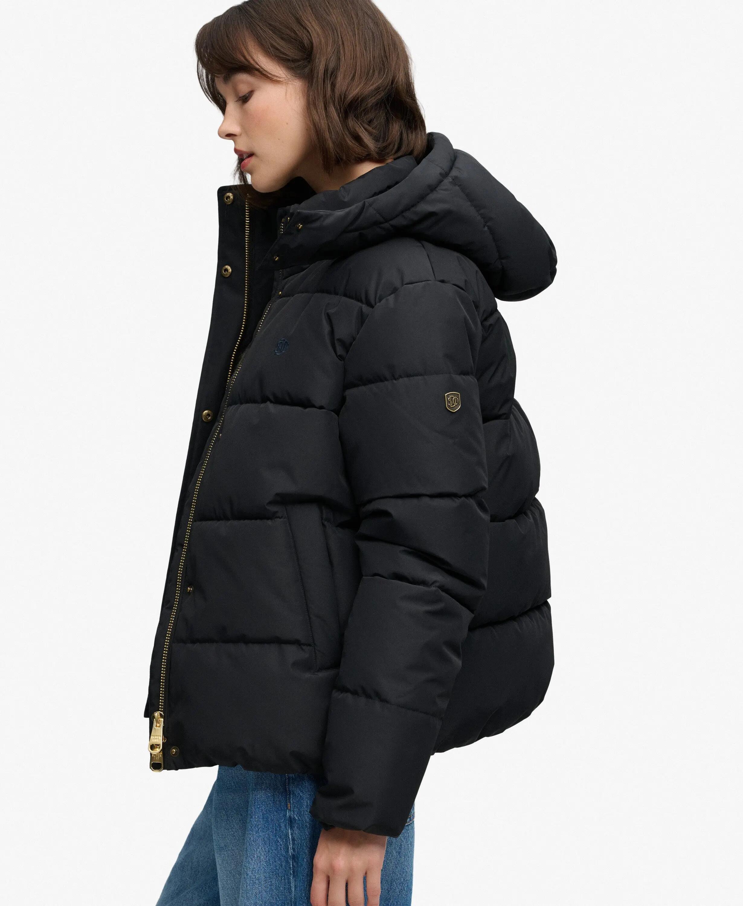 SUPERDRY picture