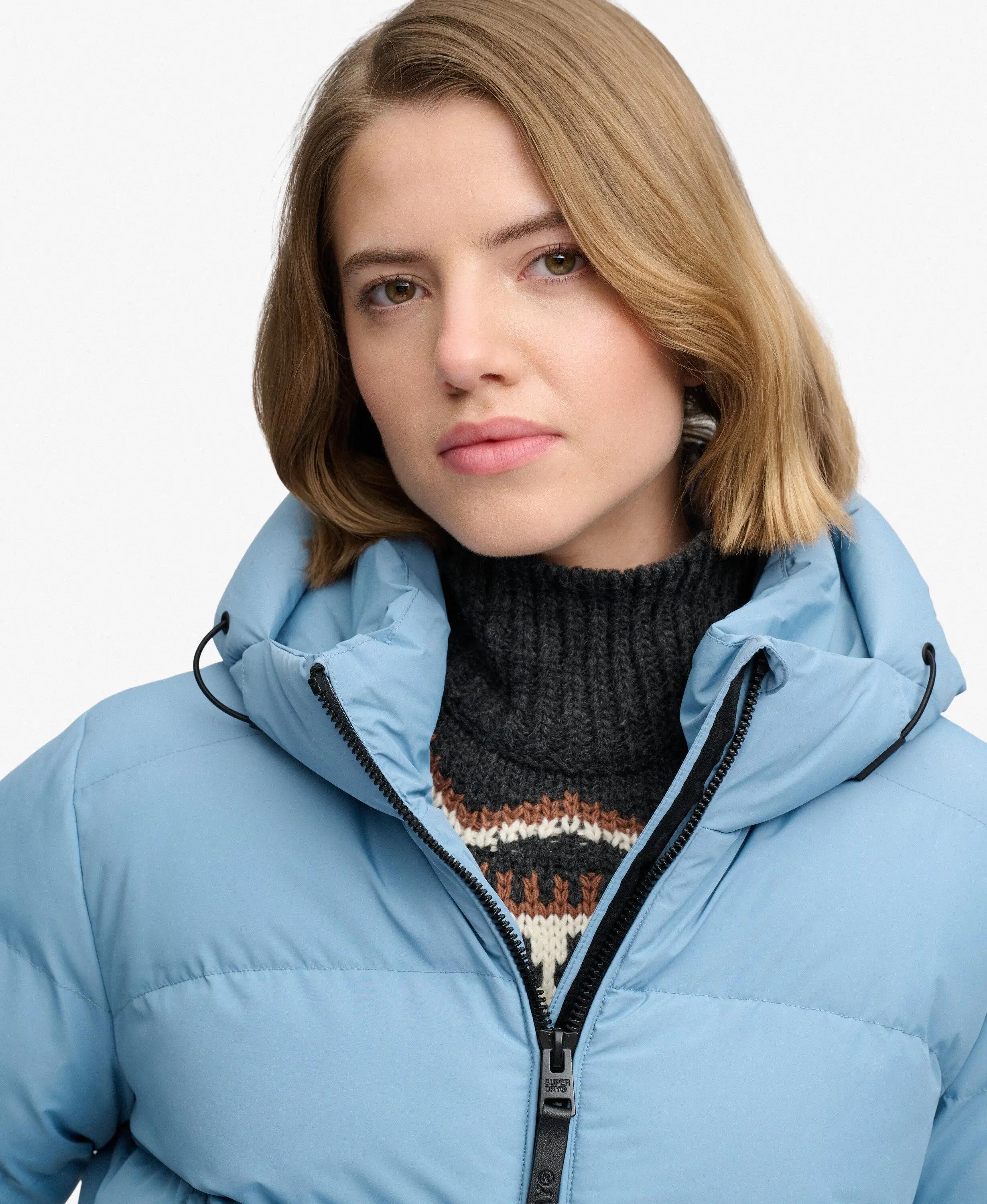 superdry Casaco puffer com capuz em poliéster reciclado – Washed Denim Blue 4/7