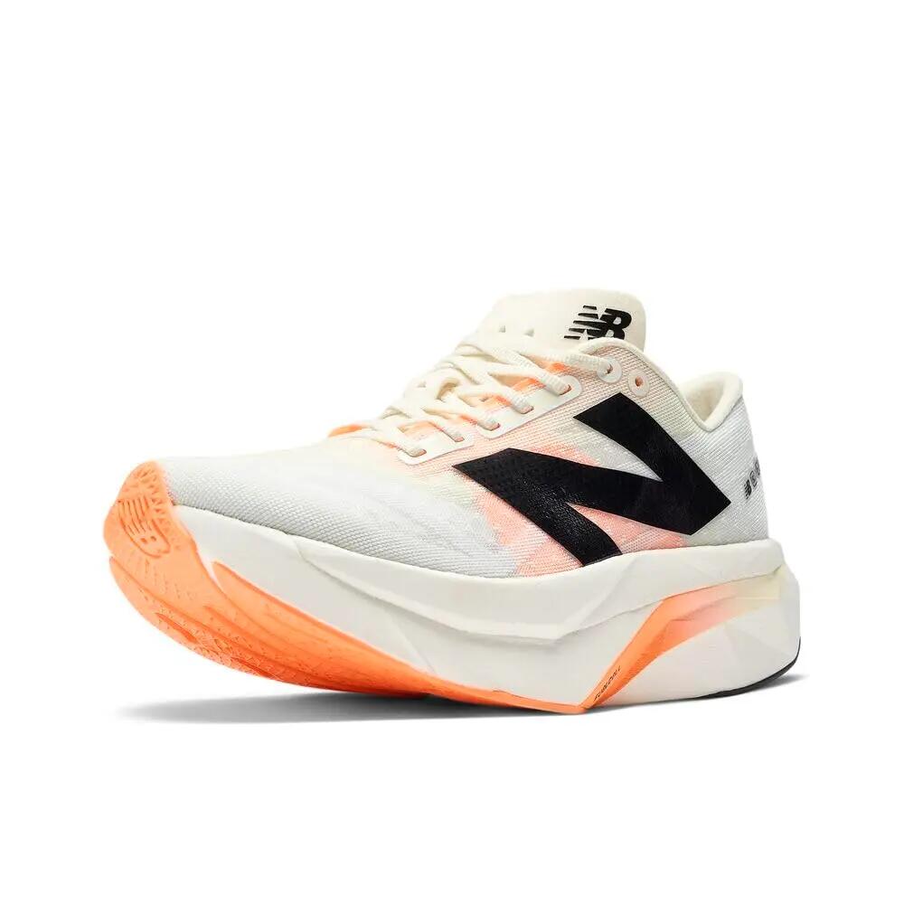NEW BALANCE picture