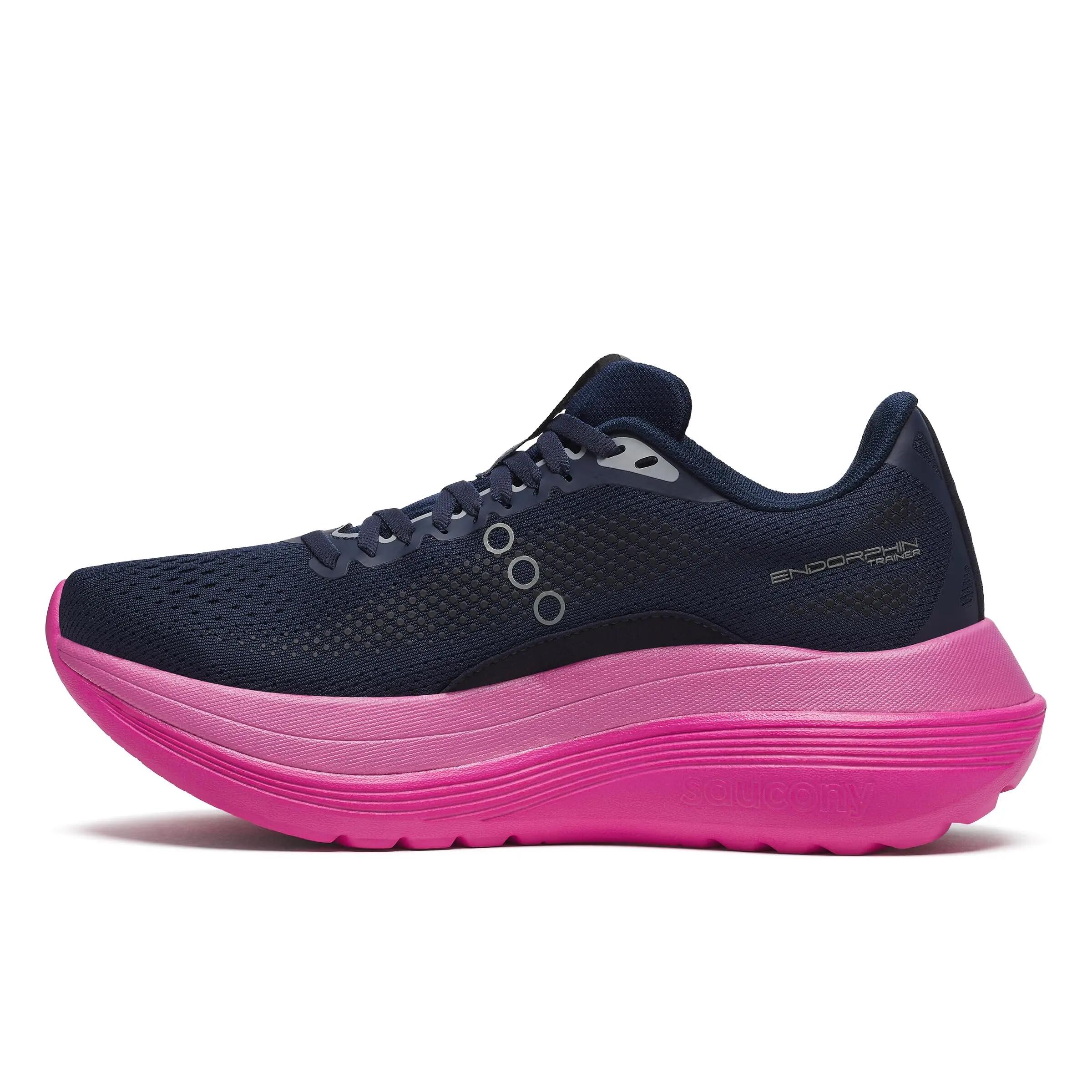 SAUCONY picture