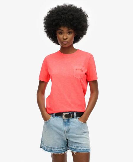 superdry Damen T-Shirt Essential Logo Gd Pocket Bio-Baumwolle – Fiery Coral