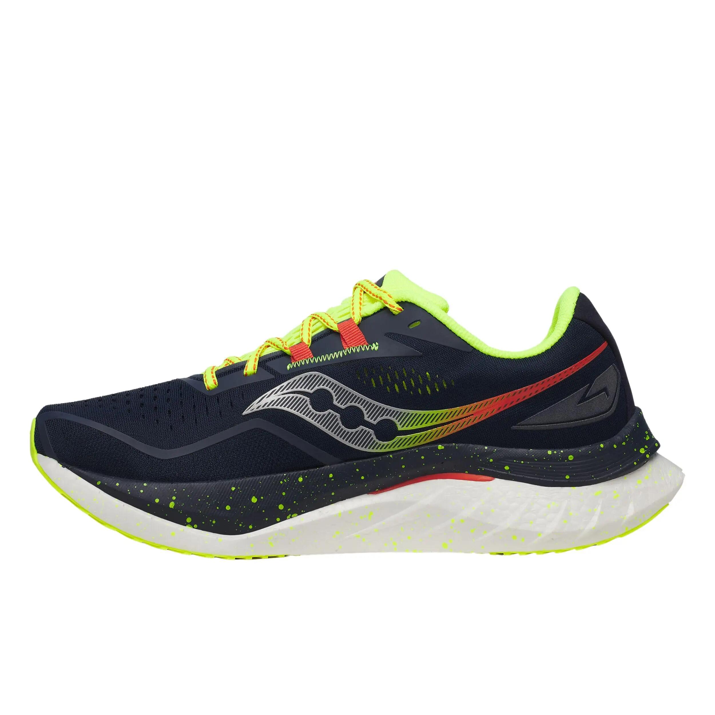 SAUCONY picture