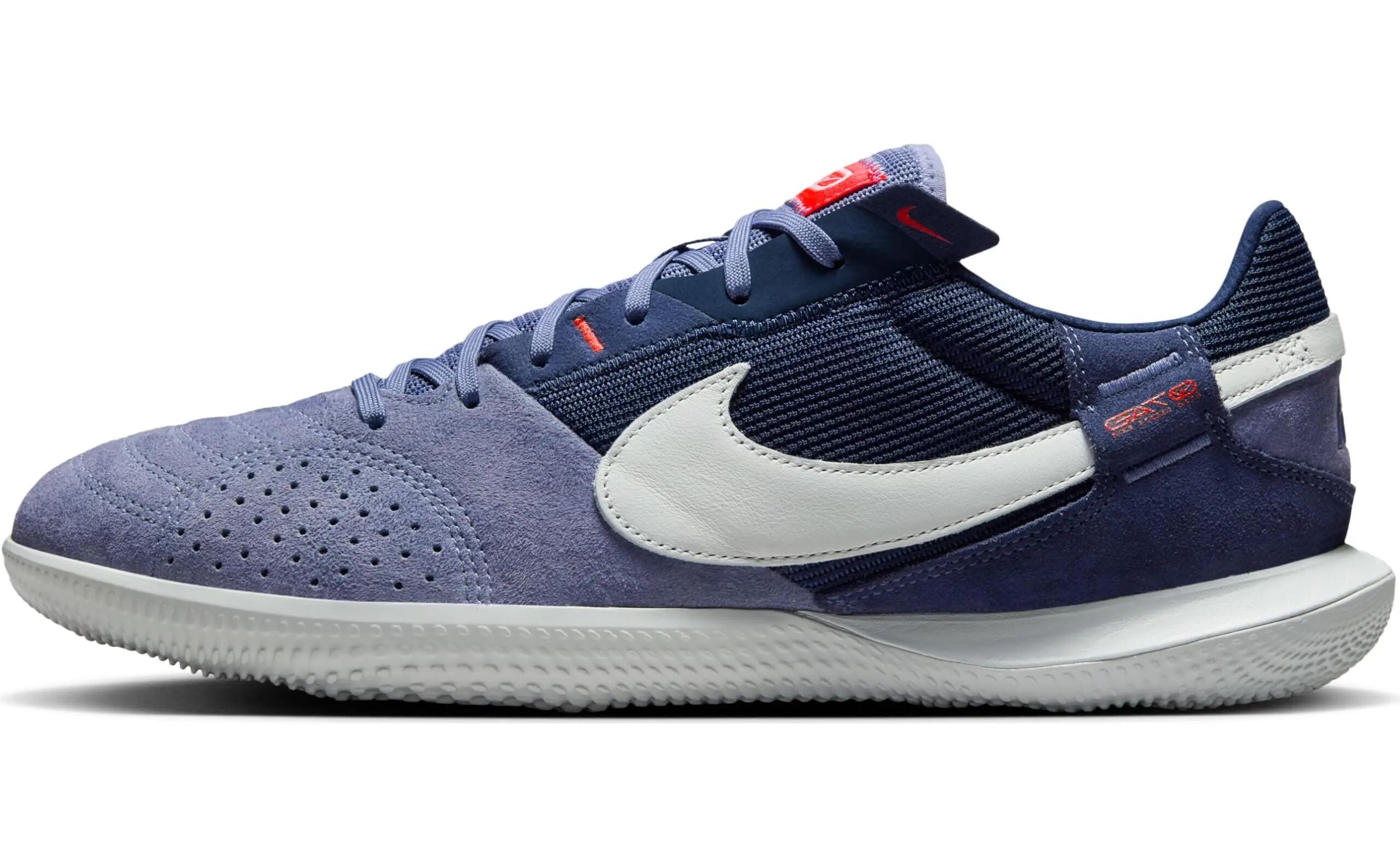 NIKE picture