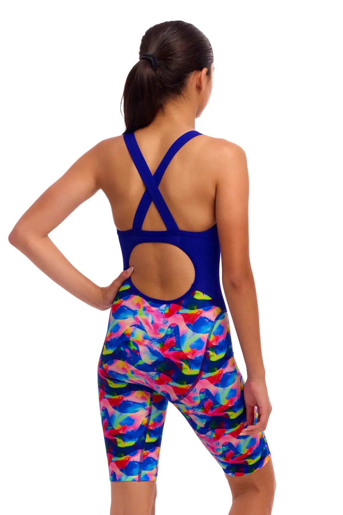Dziewczęcy strój kąpielowy z nogawkami Funkita Wet Wave 5/6