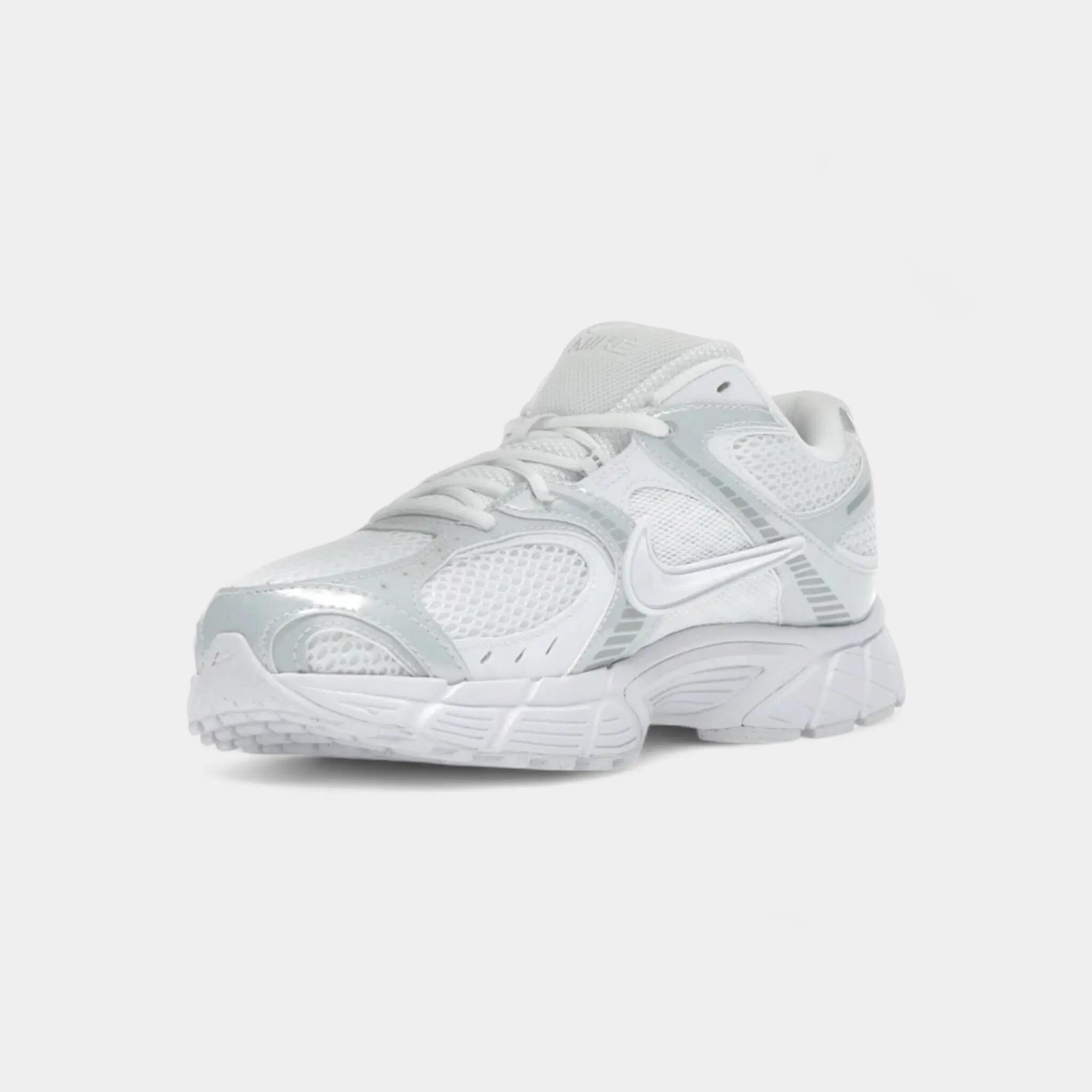 Nike V5 RNR White Black Metallic Silver (Women's) 3/5