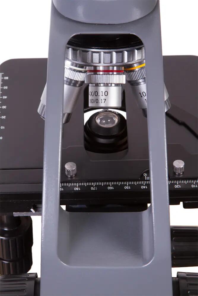 Microscopio monoculare Levenhuk 700M 3/15