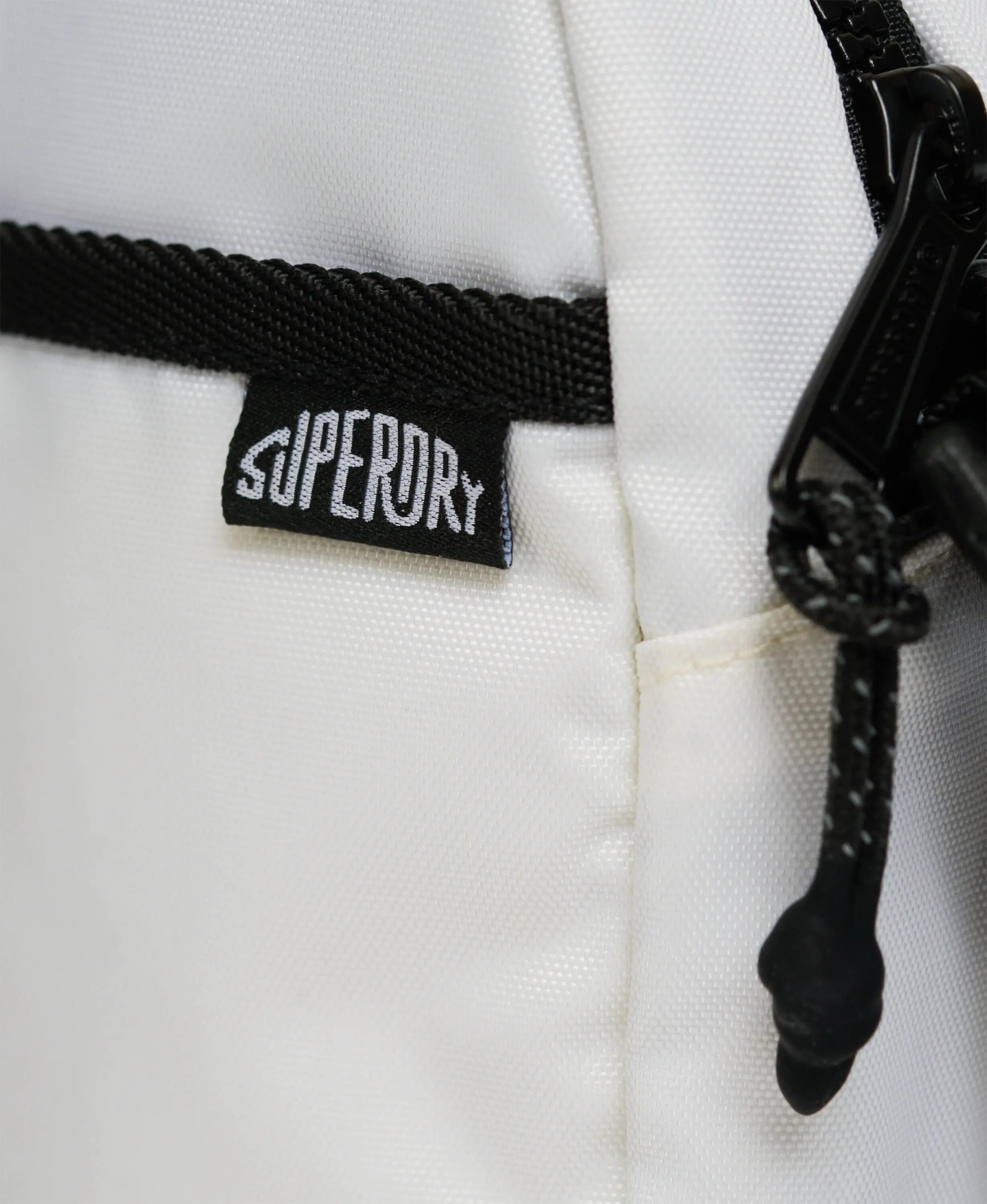 superdry Borsa a tracolla Outdoor Crossbody Bag in nylon – Compatta e 3/3