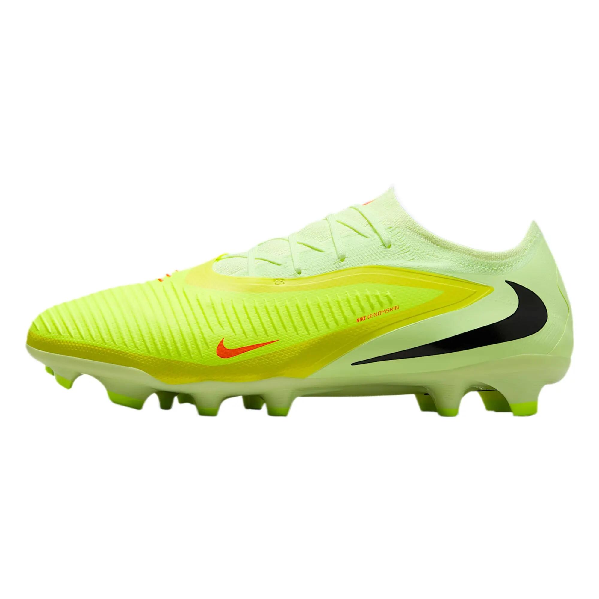 NIKE picture