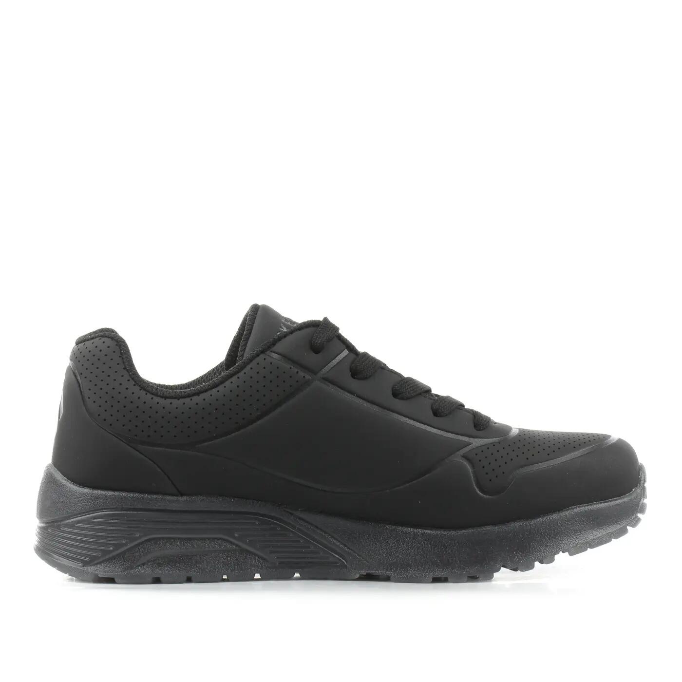 SKECHERS picture