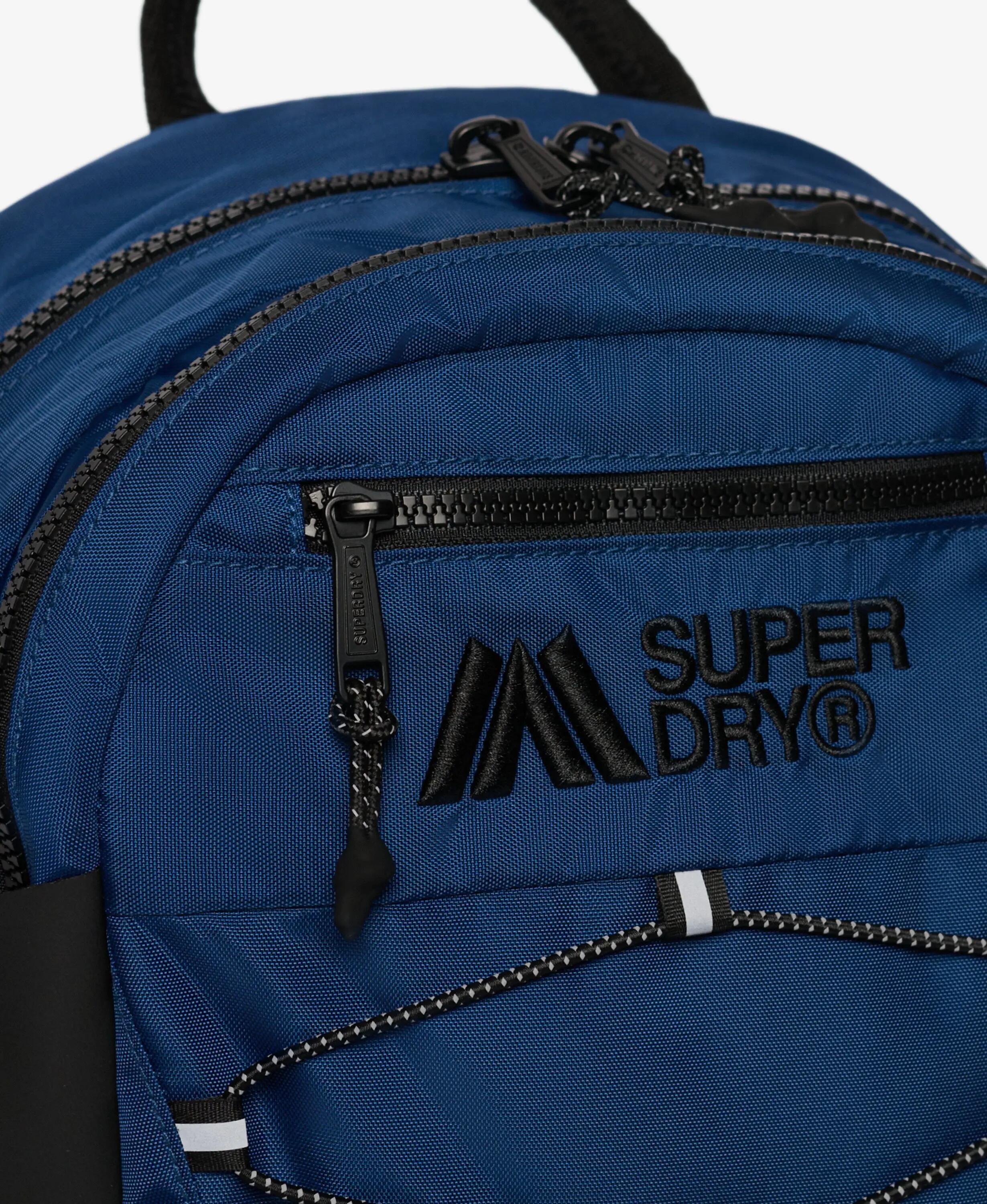 superdry Zaino Outdoor 28L in nylon resistente – Skate Navy 6/7