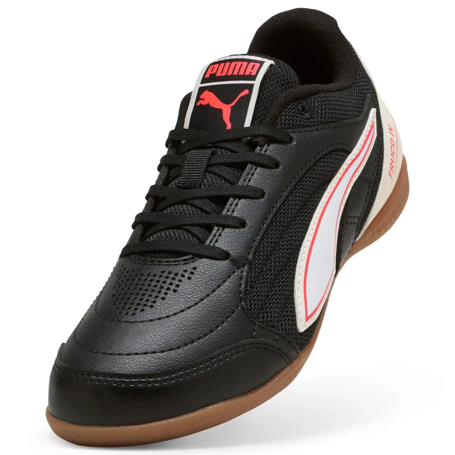 Buty piłkarskie dziecięce Puma Truco IV Indoor 4/6