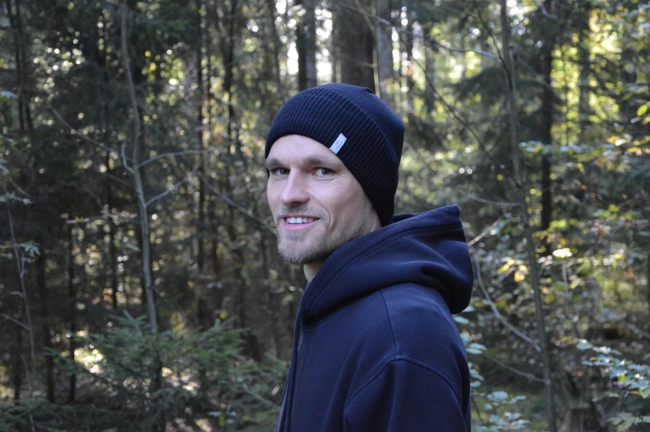 Bonnet mérinos femme homme Moosbach, coloris noir 6/7