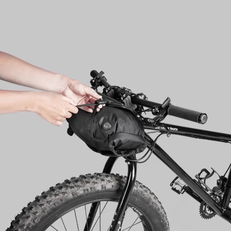 Topeak Frontloader 8 L Noir 5/7