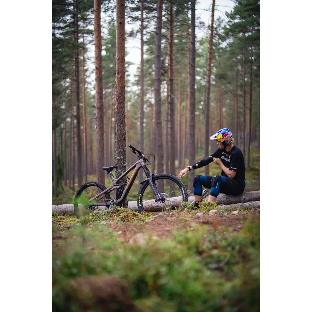 Coudières G-Form Pro Rugged 2 Bleu 3/5