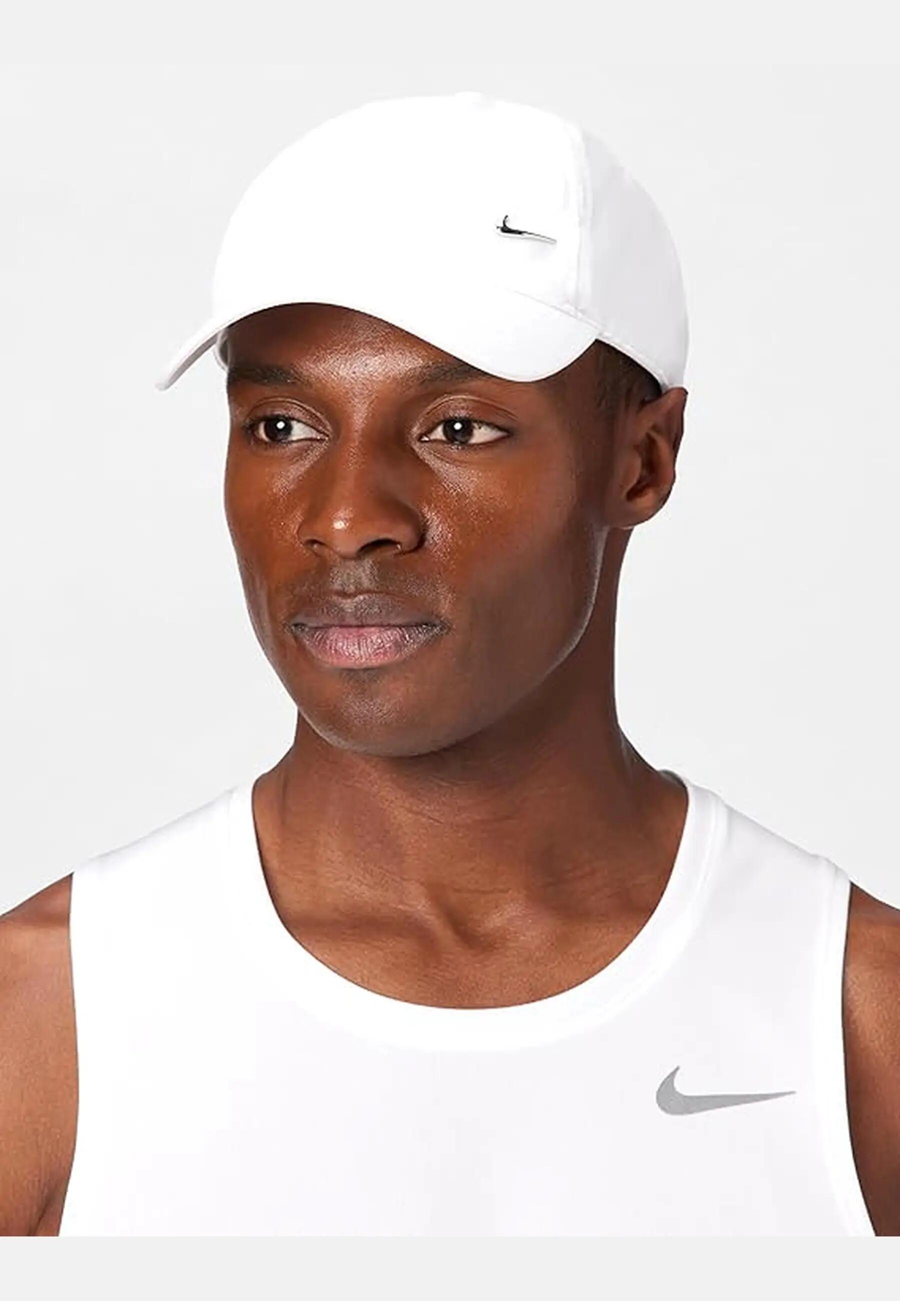 Casquette Nike Dri-FIT Club Unstructured Metal Swoosh Cap, Blanc, Unisexe 4/5