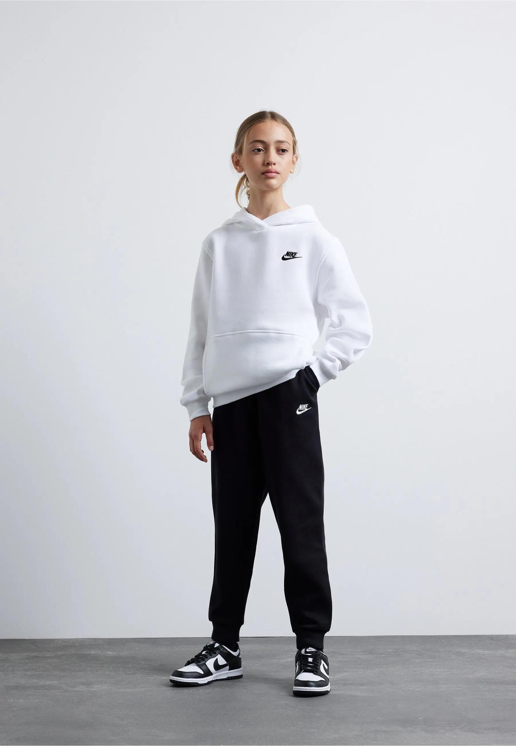 NIKE picture