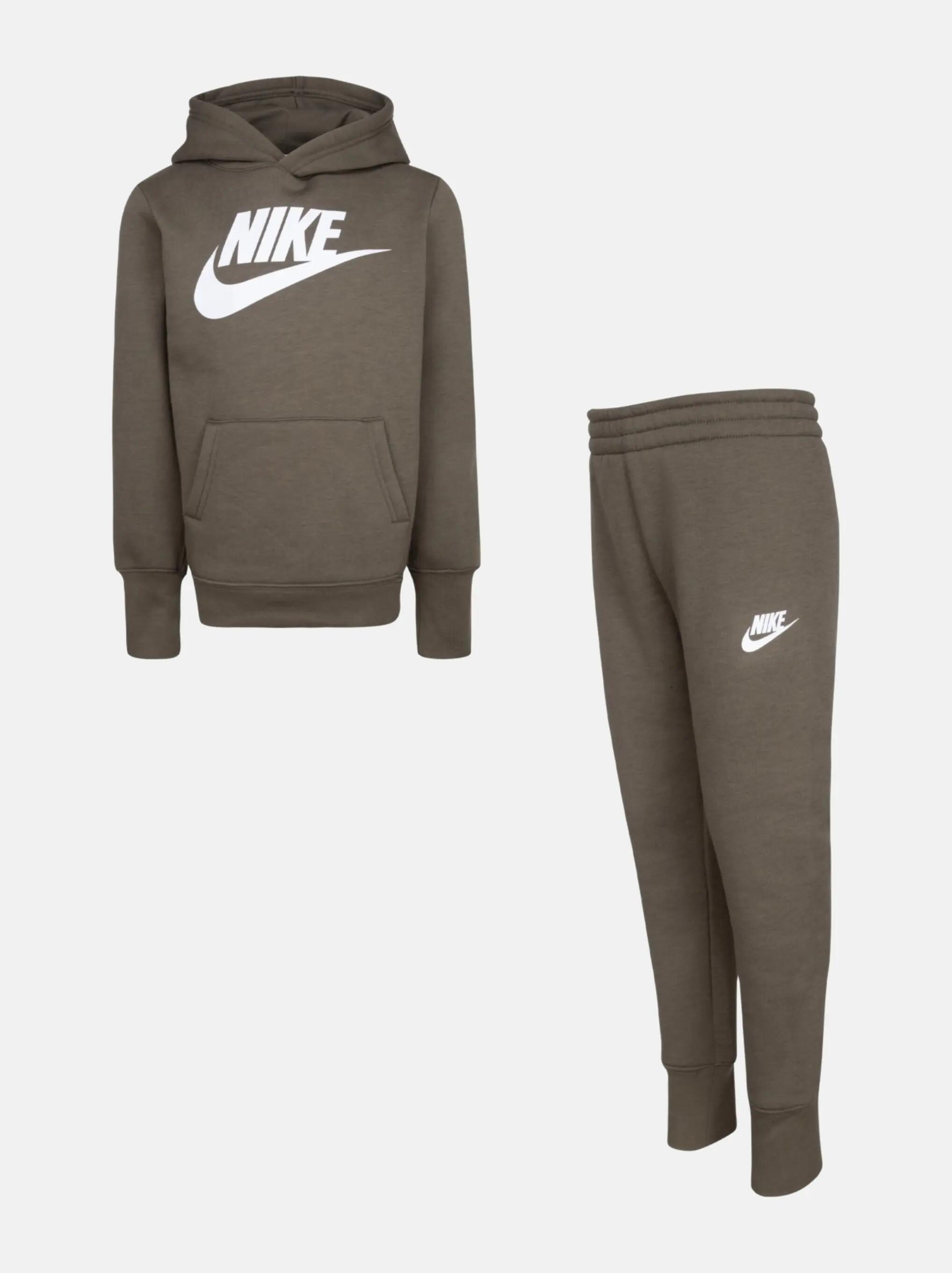 NIKE picture