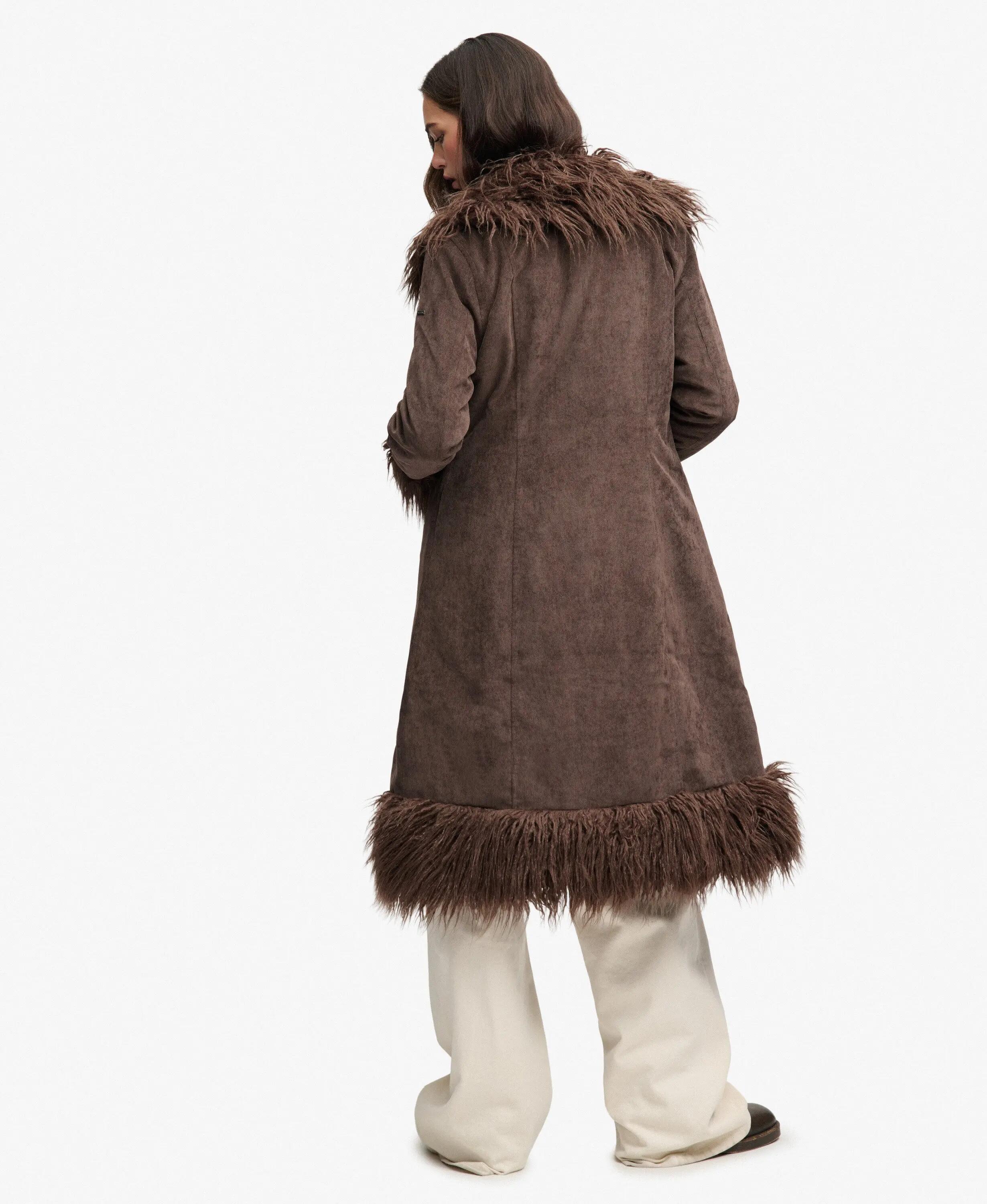 superdry Cappotto lungo Afghan slim in velluto a coste con imbottitura – 6/7