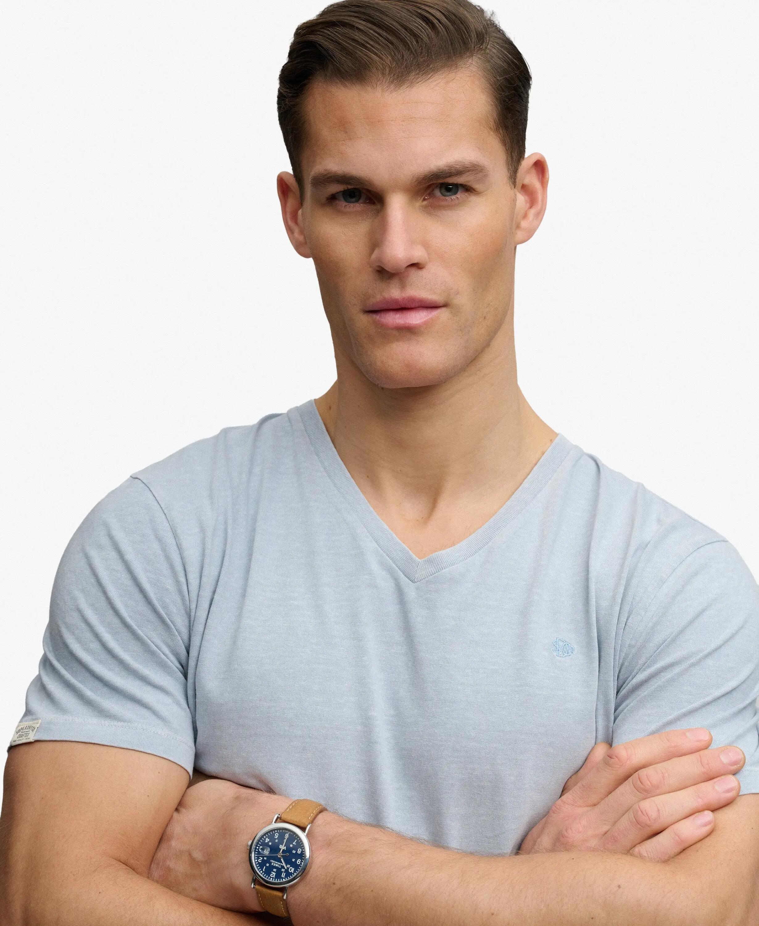 superdry Męska koszulka V-neck z bawełny i lnu, relaxed fit – Slip Blue 4/7