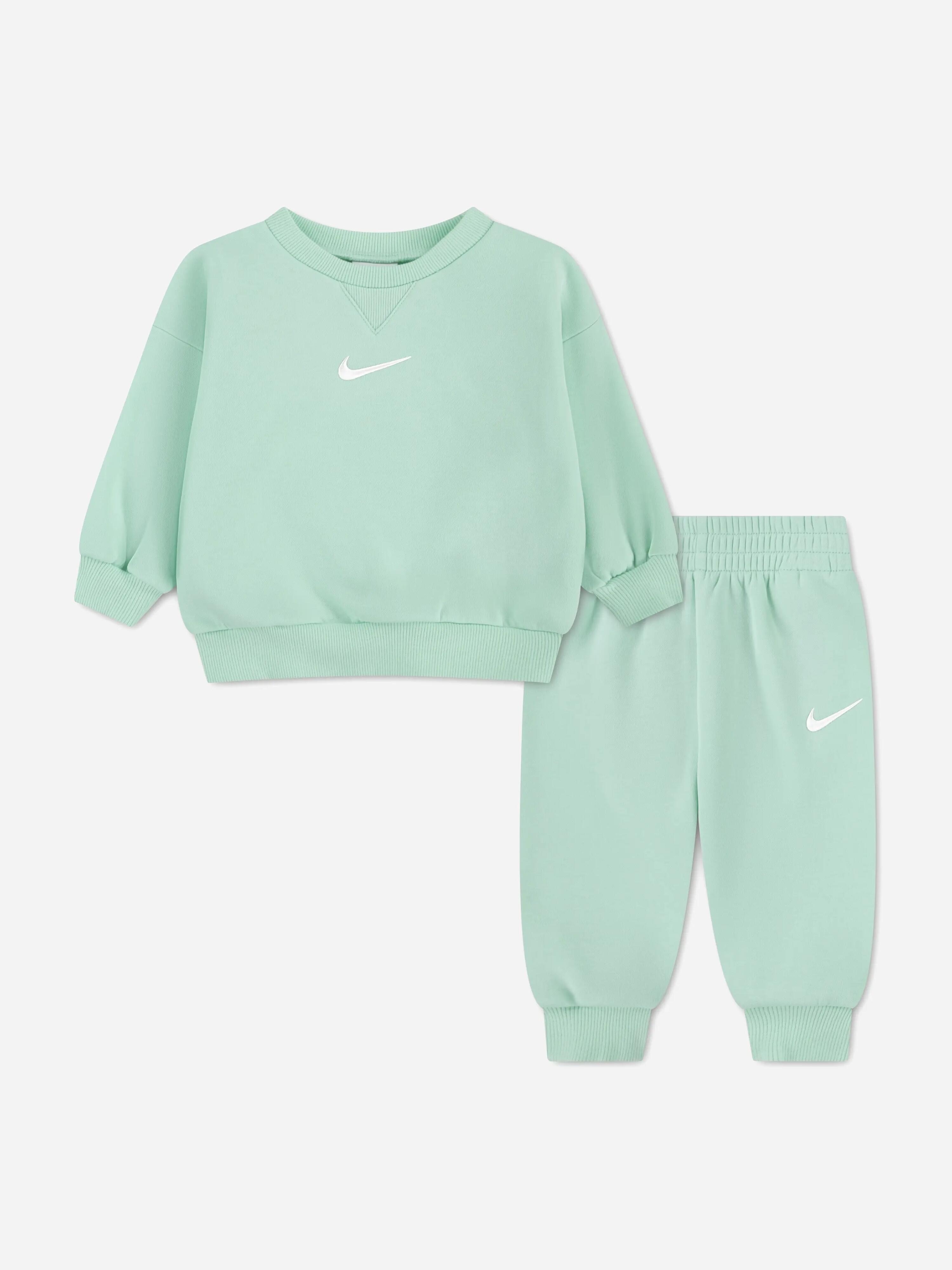 NIKE picture