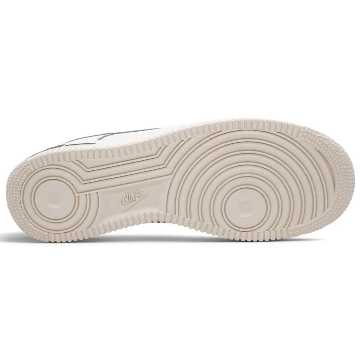 Nike Air Force 1 '07 LV8 Phantom 3/5