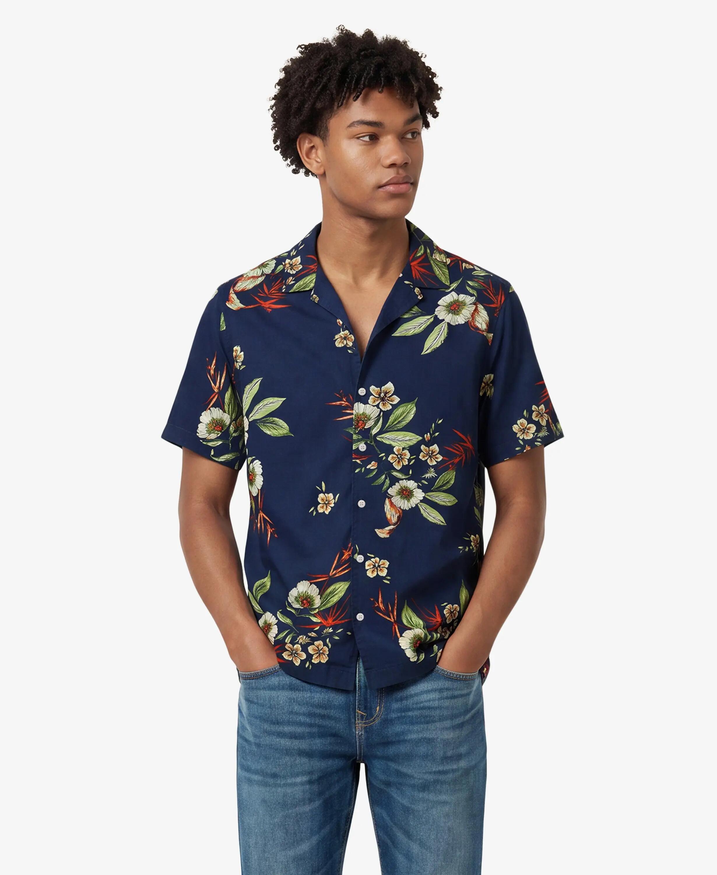SUPERDRY picture