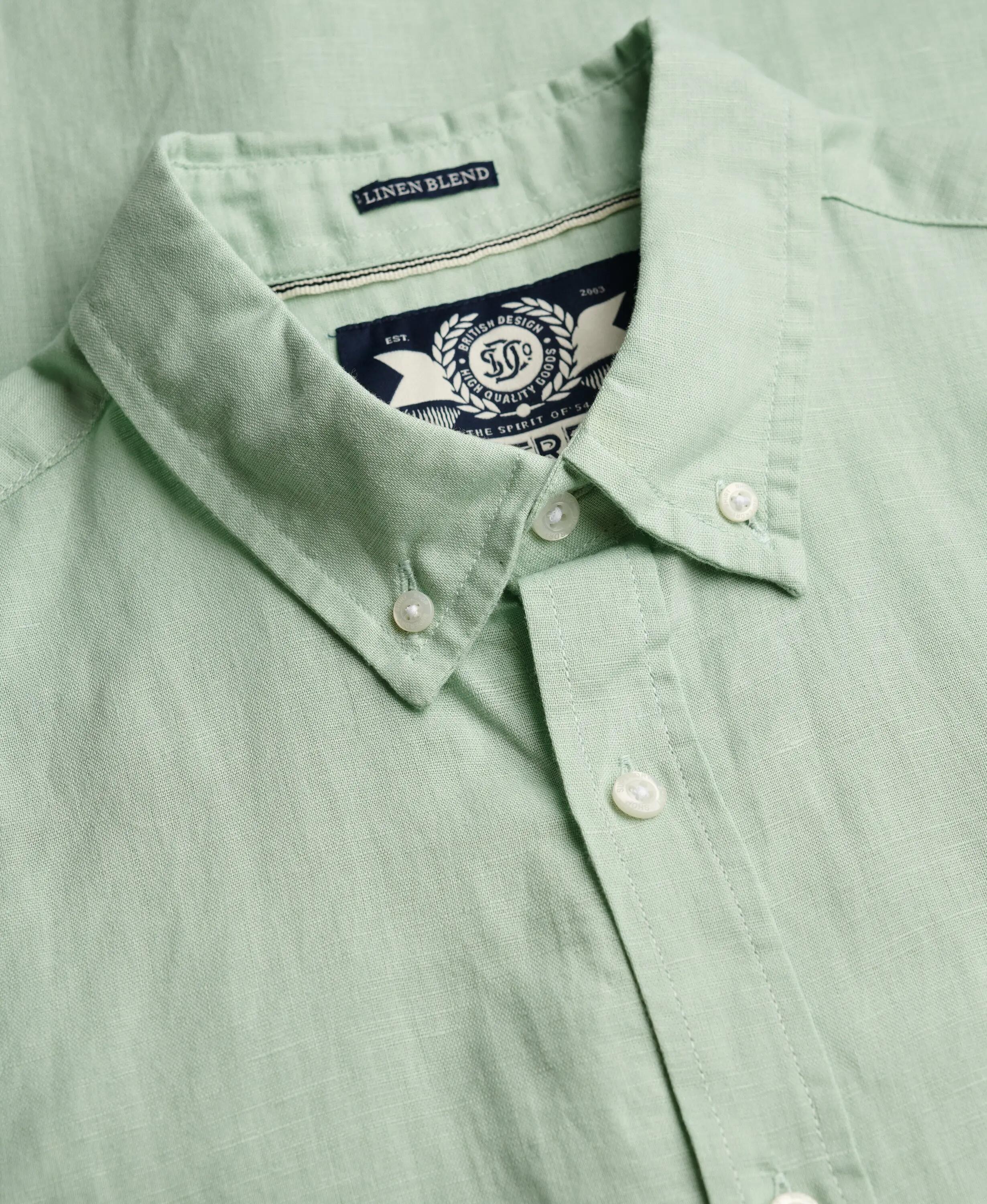 superdry Kurzarm-Hemd aus Baumwoll-Leinen — Relaxed Fit – Cameo Green 7/7