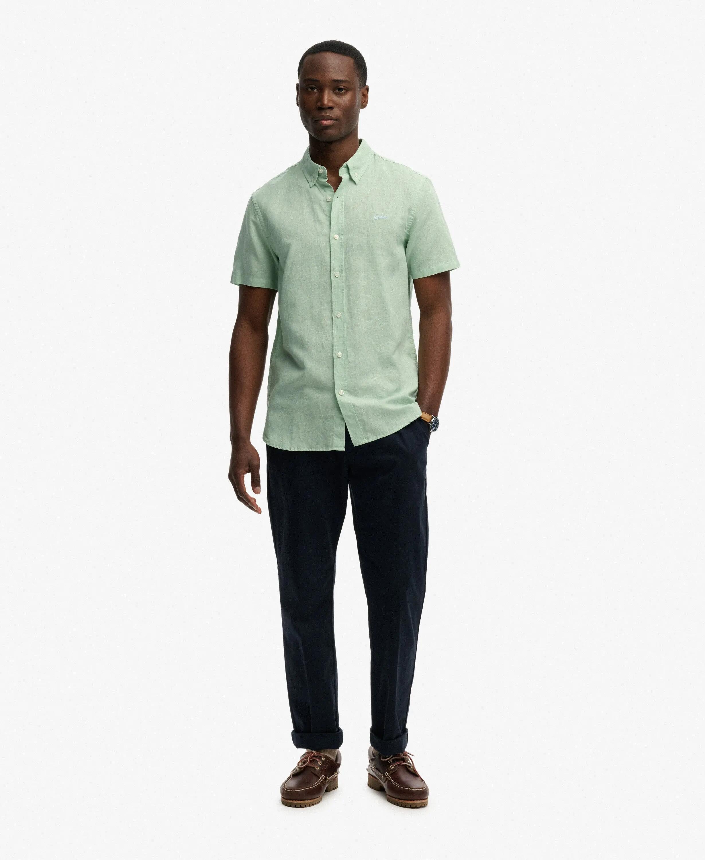 superdry Kurzarm-Hemd aus Baumwoll-Leinen — Relaxed Fit – Cameo Green 4/7
