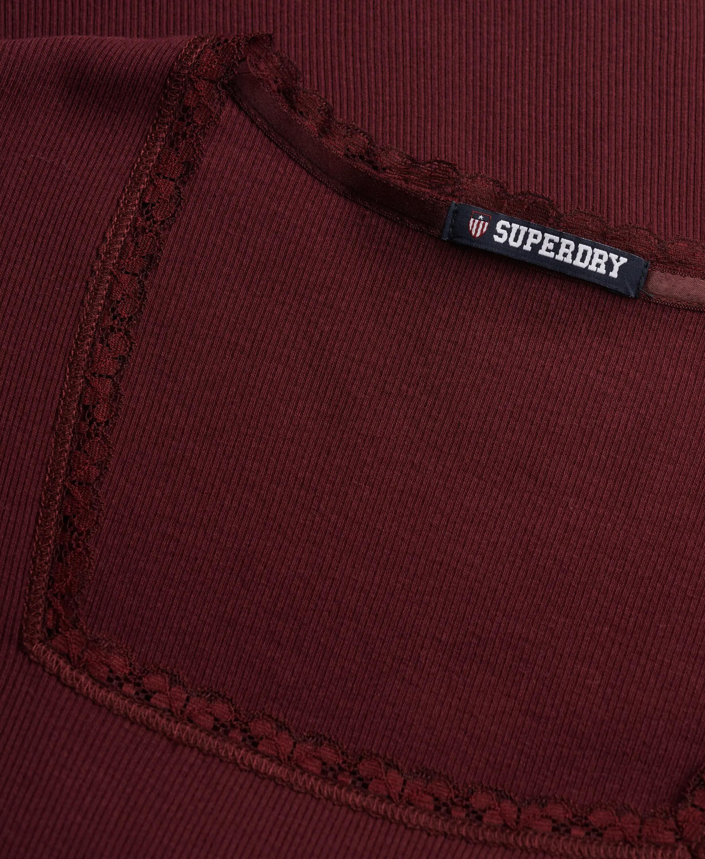 superdry Koszulka Damska Okrągły Dekolt Square Neck Bawełna Eco – Port Red 6/7