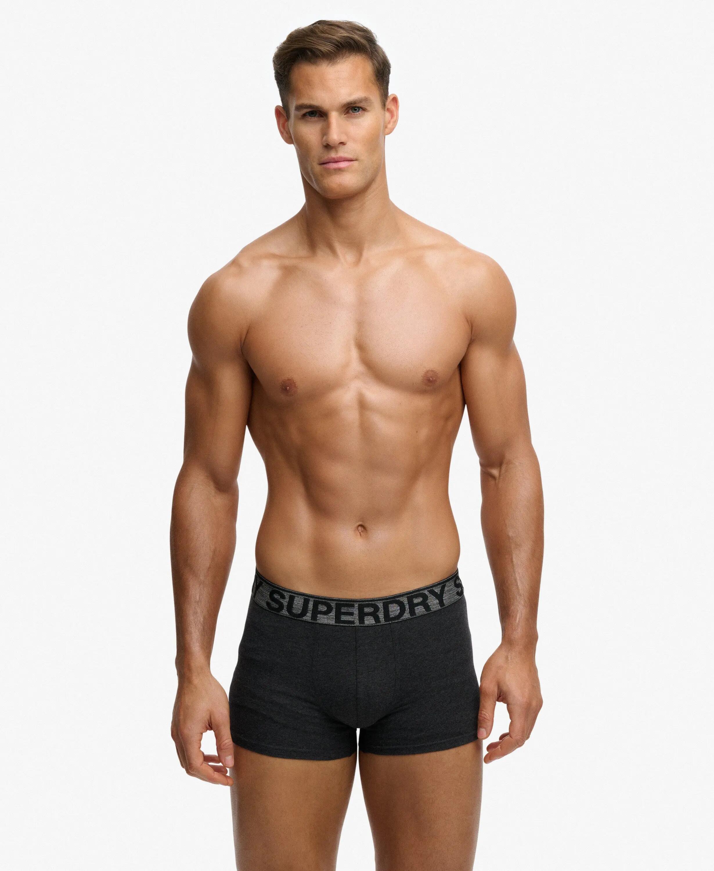 SUPERDRY picture