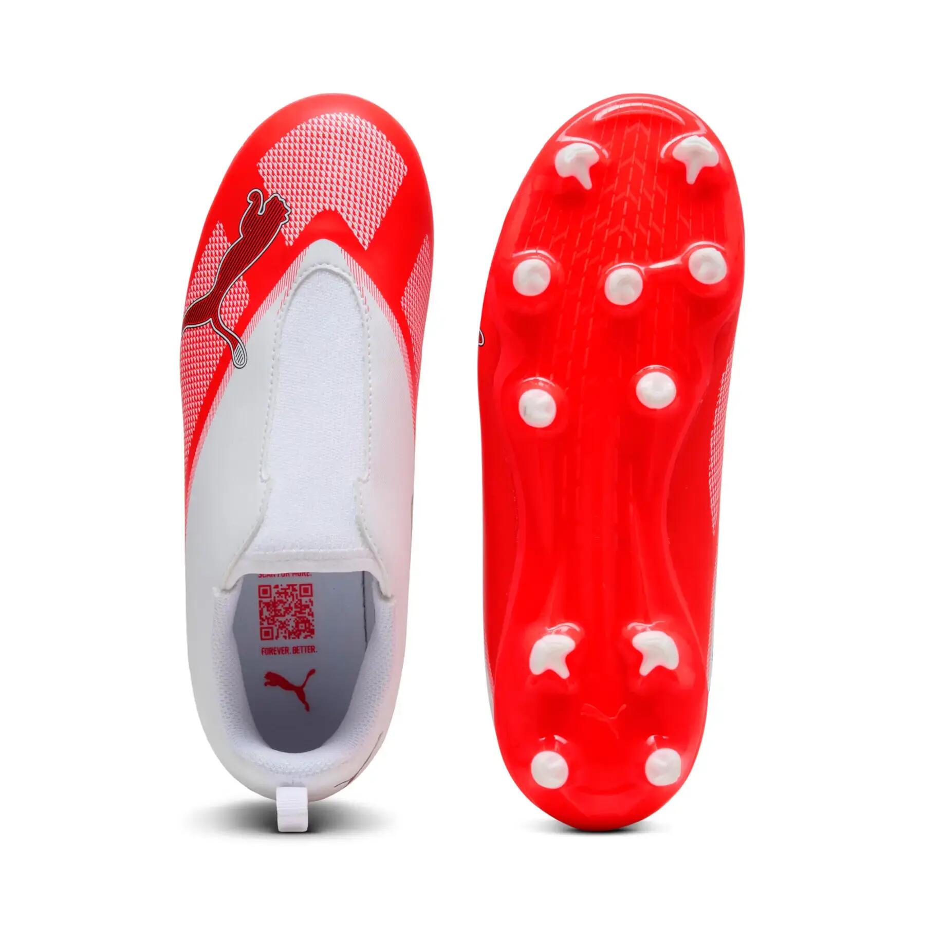 Scarpe da calcio bambino Puma Ultra 7 Play LL FG/AG 6/6