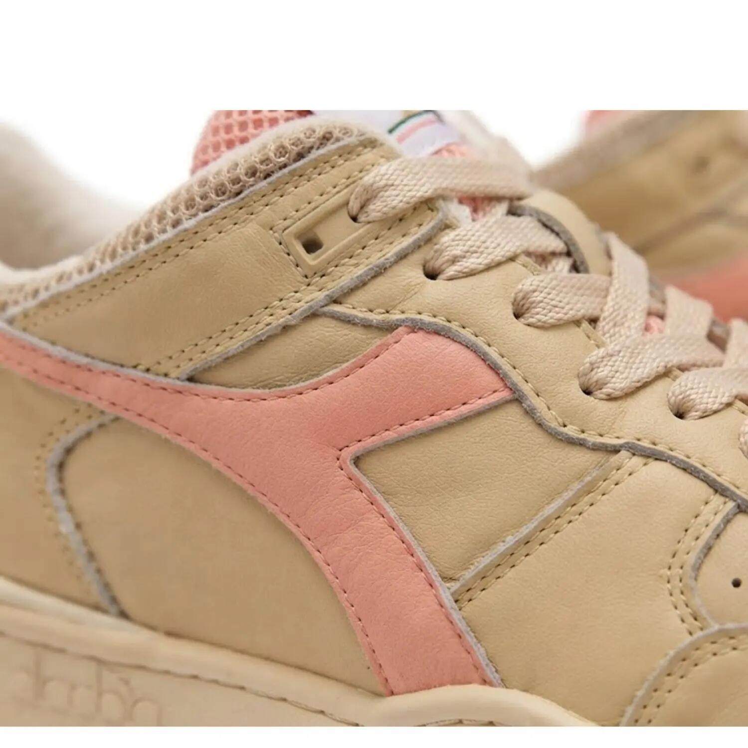Dames Diadora B.560 Used Terry Leren Sneakers - Vintage Klassiek 4/5